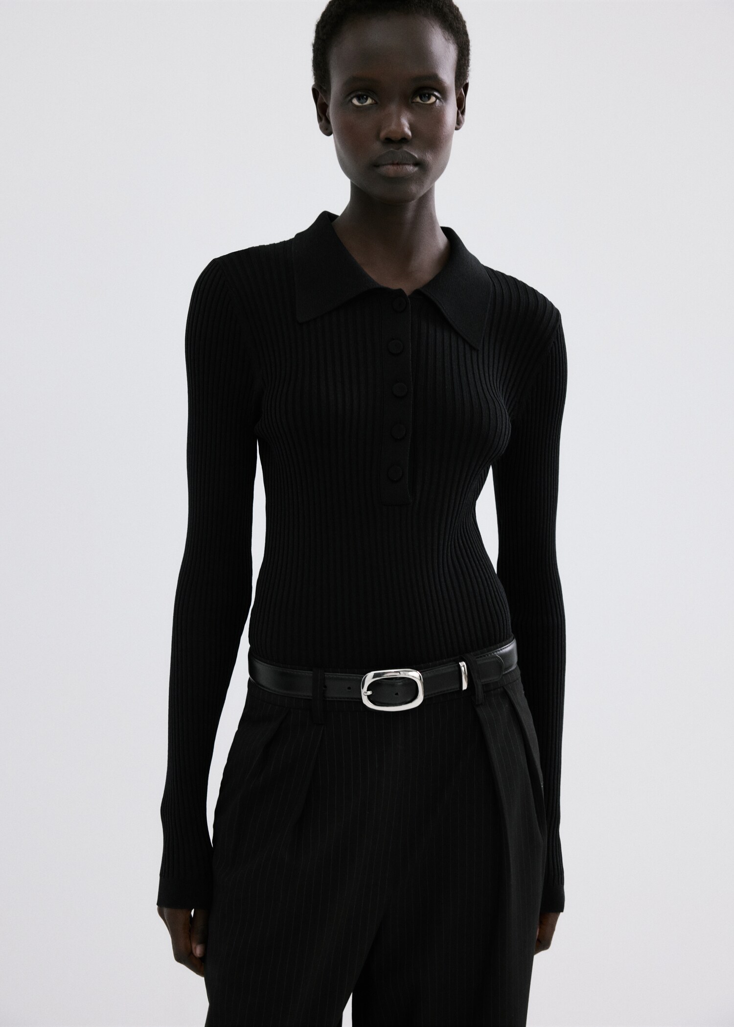 سالوبيت طويل بجزء علوي مغاير - رؤية وسط