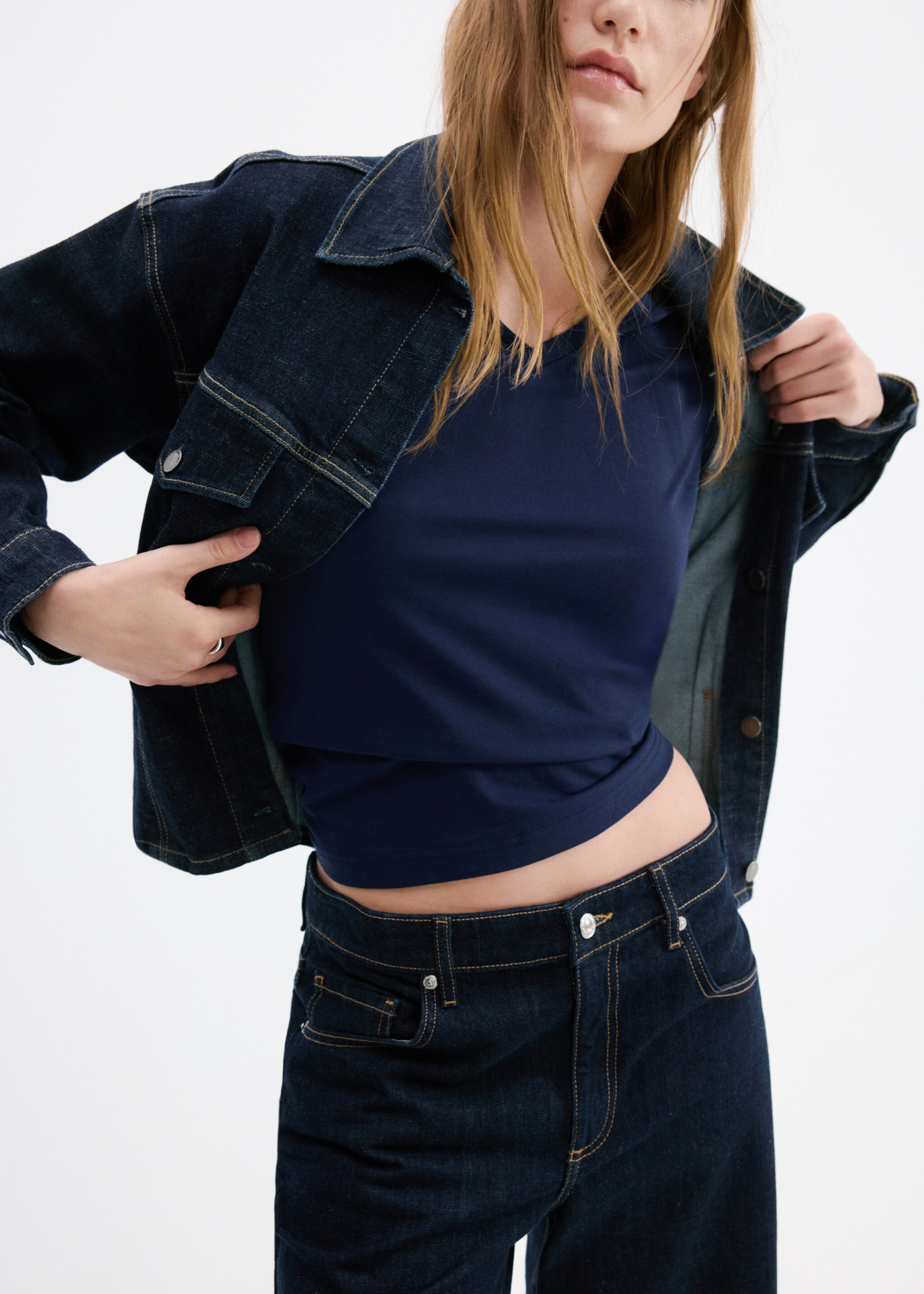 T-shirt coton col en V - Plan moyen, Bleu marine. Ref: 27034091-00.