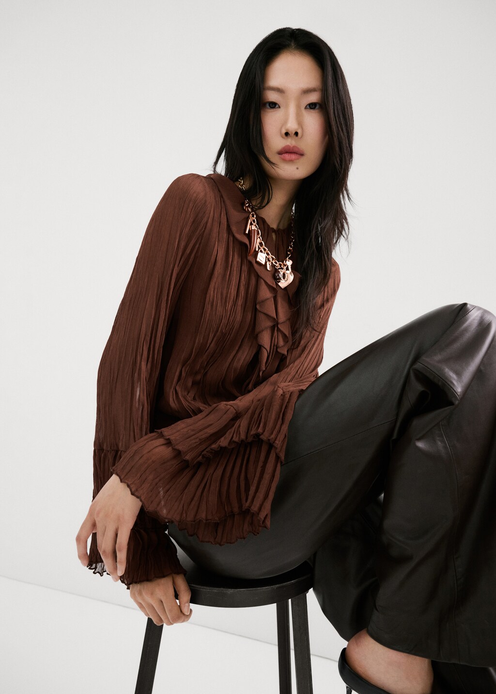 Ruffled chiffon blouse - image 4