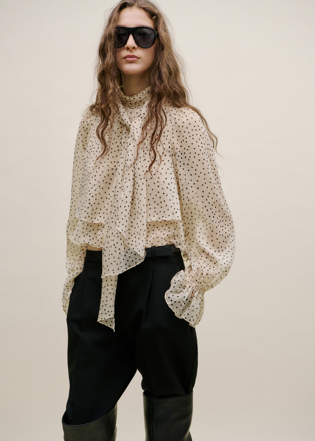 Bow polka-dot blouse - image 4