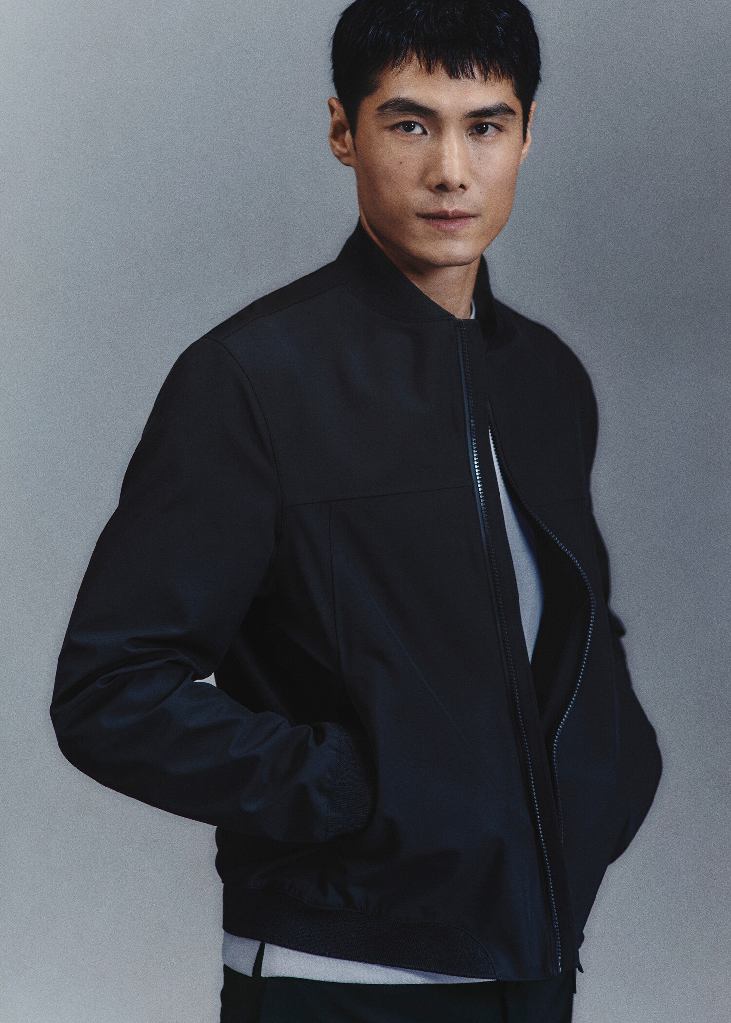 Wasserabweisende Bomberjacke - Detail des Artikels 5