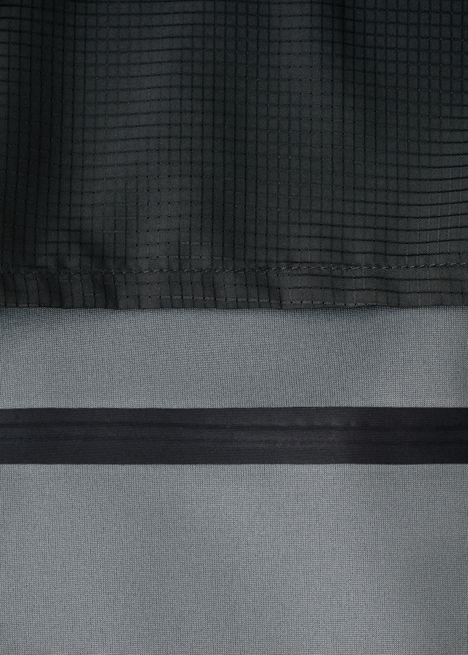 Waterafstotend bomberjack - Detail van het artikel 9