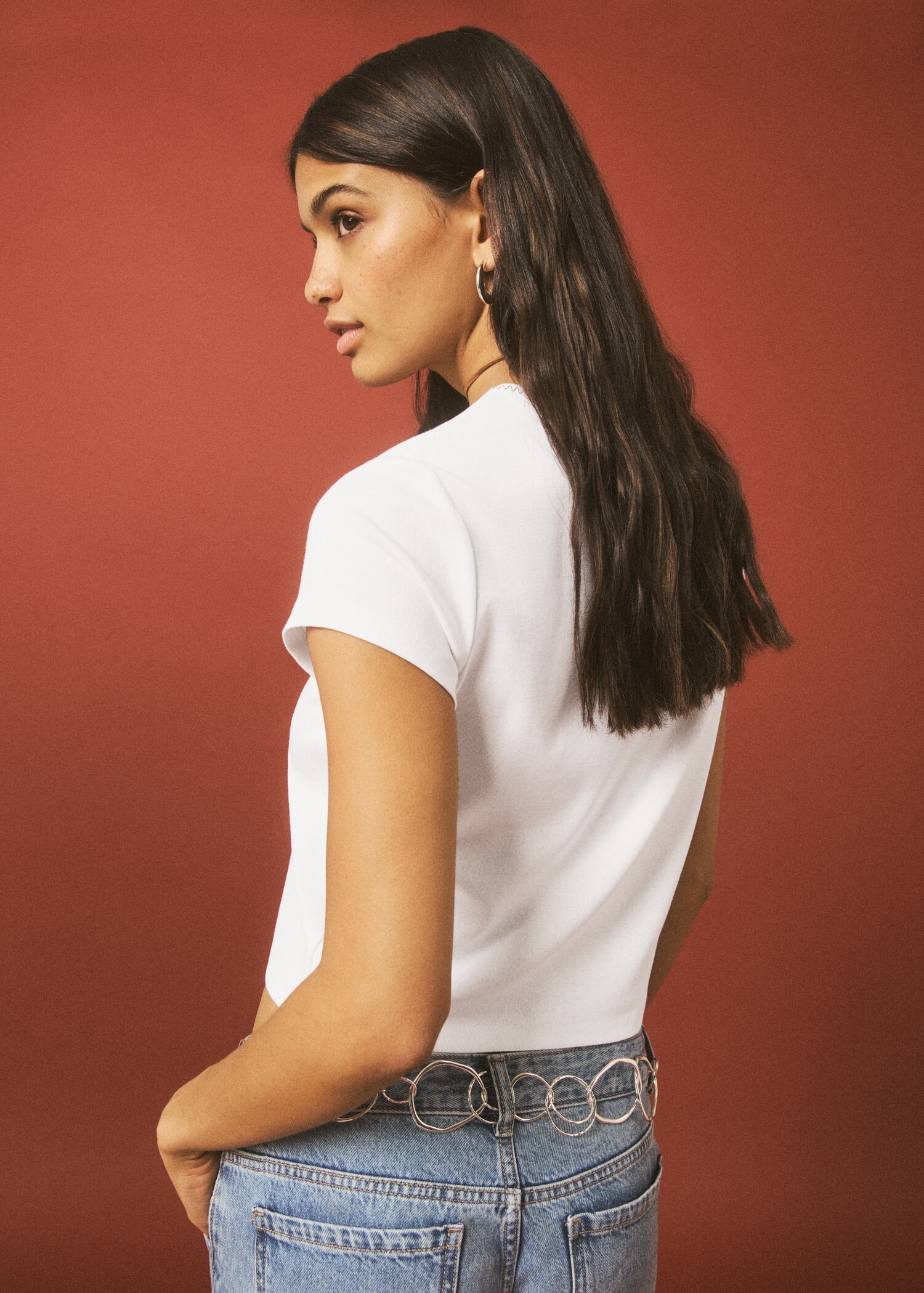 Embroidered detail T-shirt - Reverse of the article