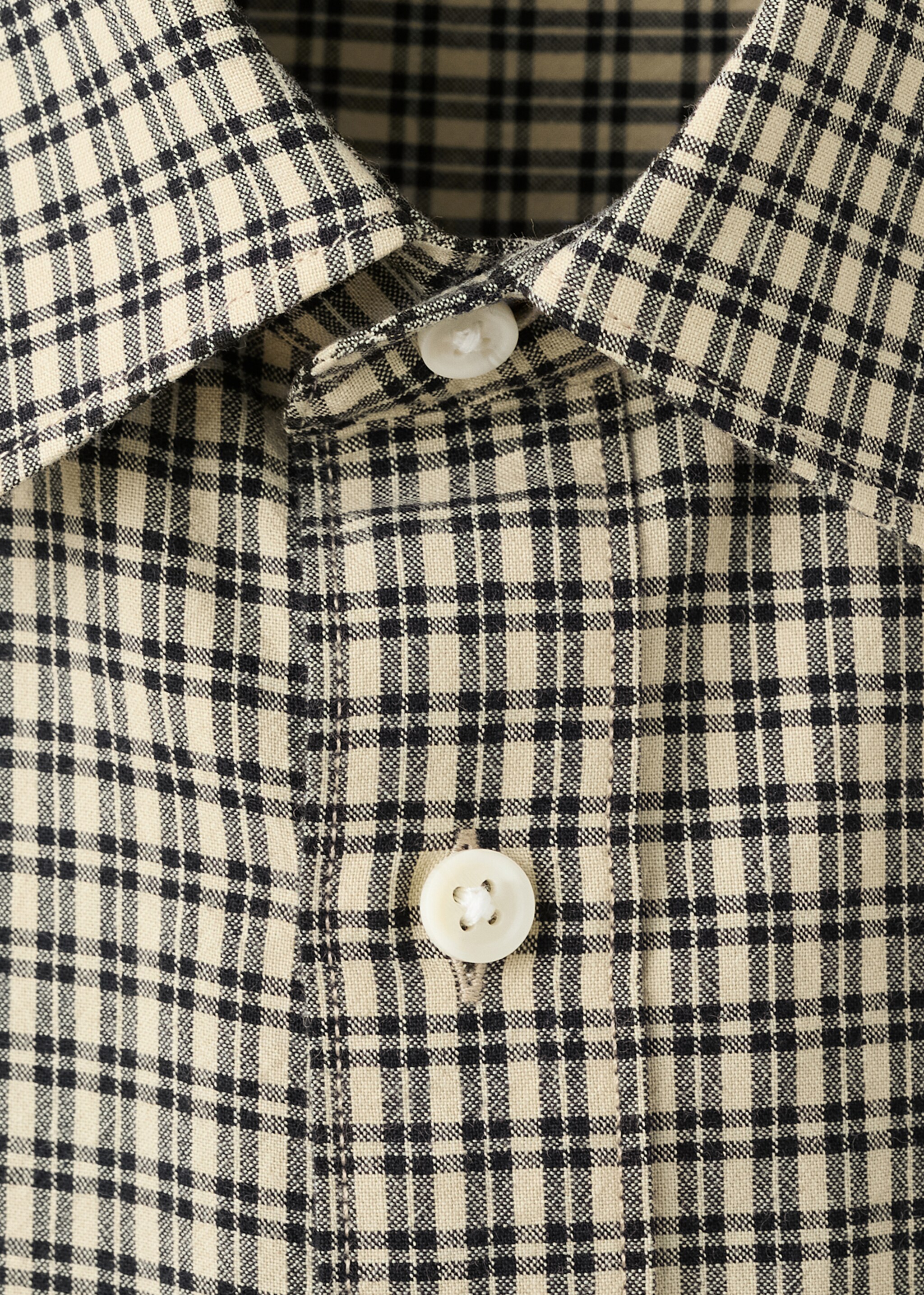 قميص بقصة مريحة بنمط مربعات - تفاصيل المنتج 8, بيج. Ref: 27034425-00.