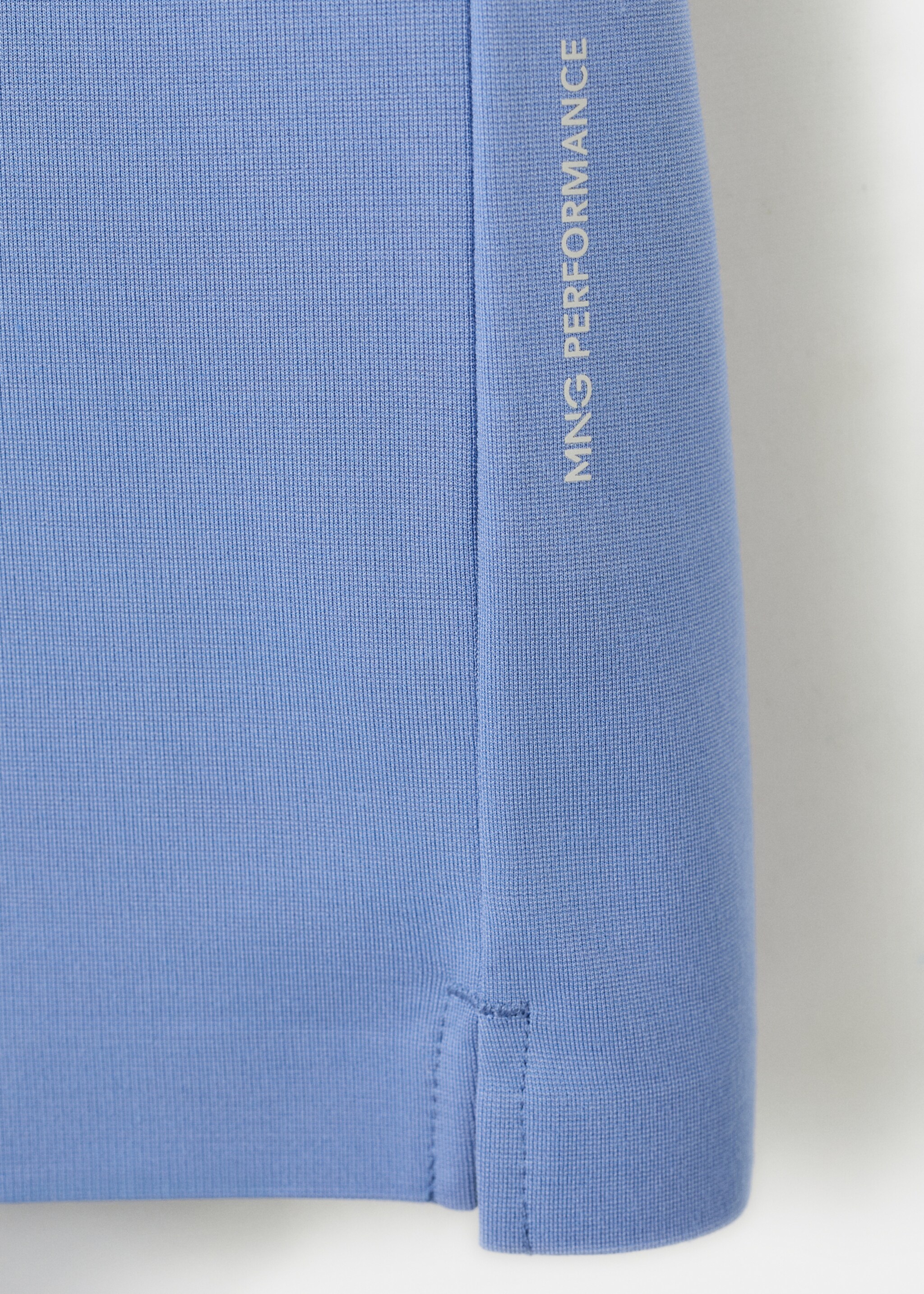 Slim Fit-T-Shirt aus Komfort-Stretchgewebe - Detail des Artikels 0, Porzellanblau. Ref: 27034426-00.