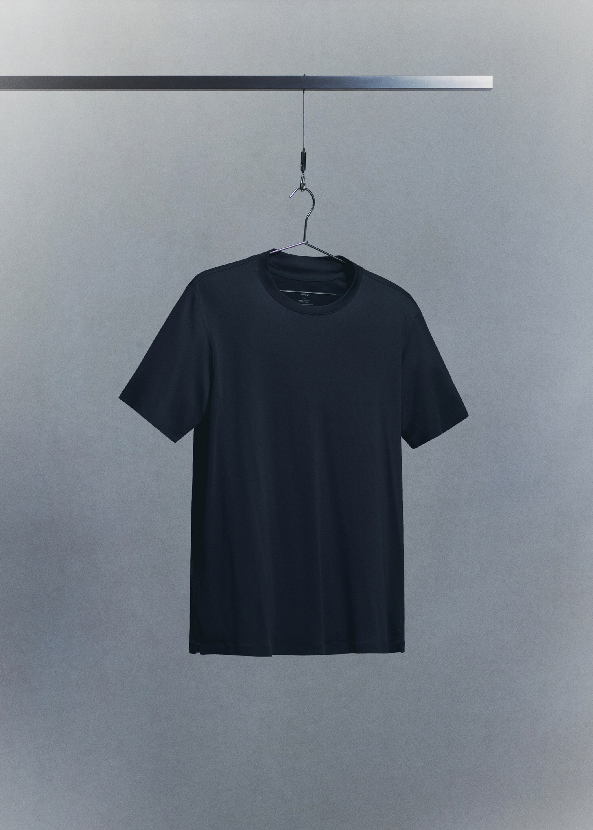 Slim-fit comfort stretch t-shirt - Détail de l'article 9, Bleu marine. Ref: 27034426-00.