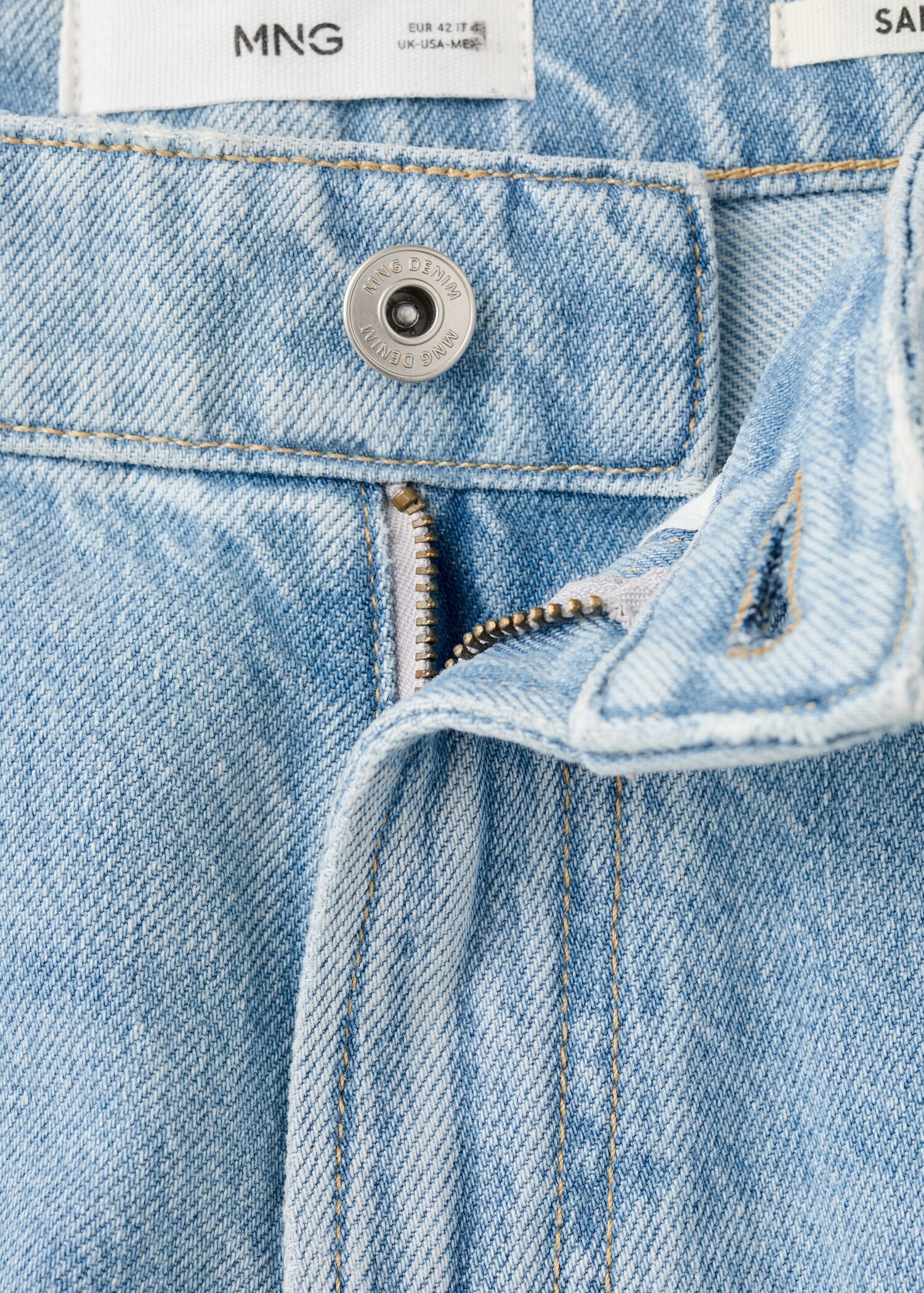 Sammy cropped carrot-fit jeans - Details of the article 0