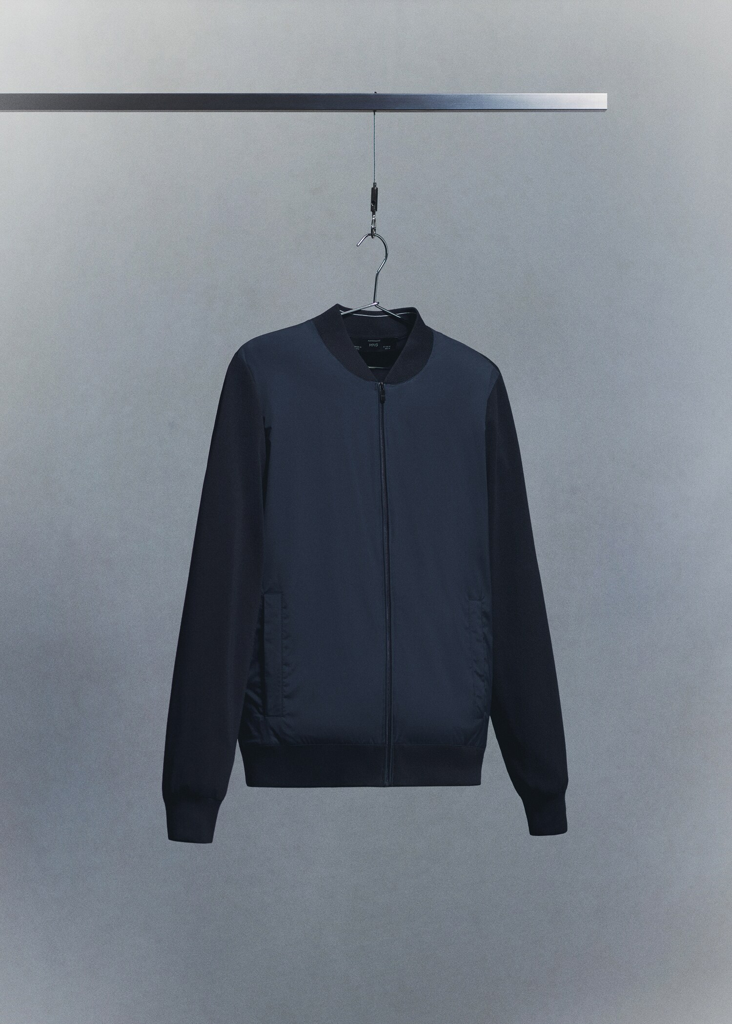 Combined bomber jacket in knit - Details of the article 9