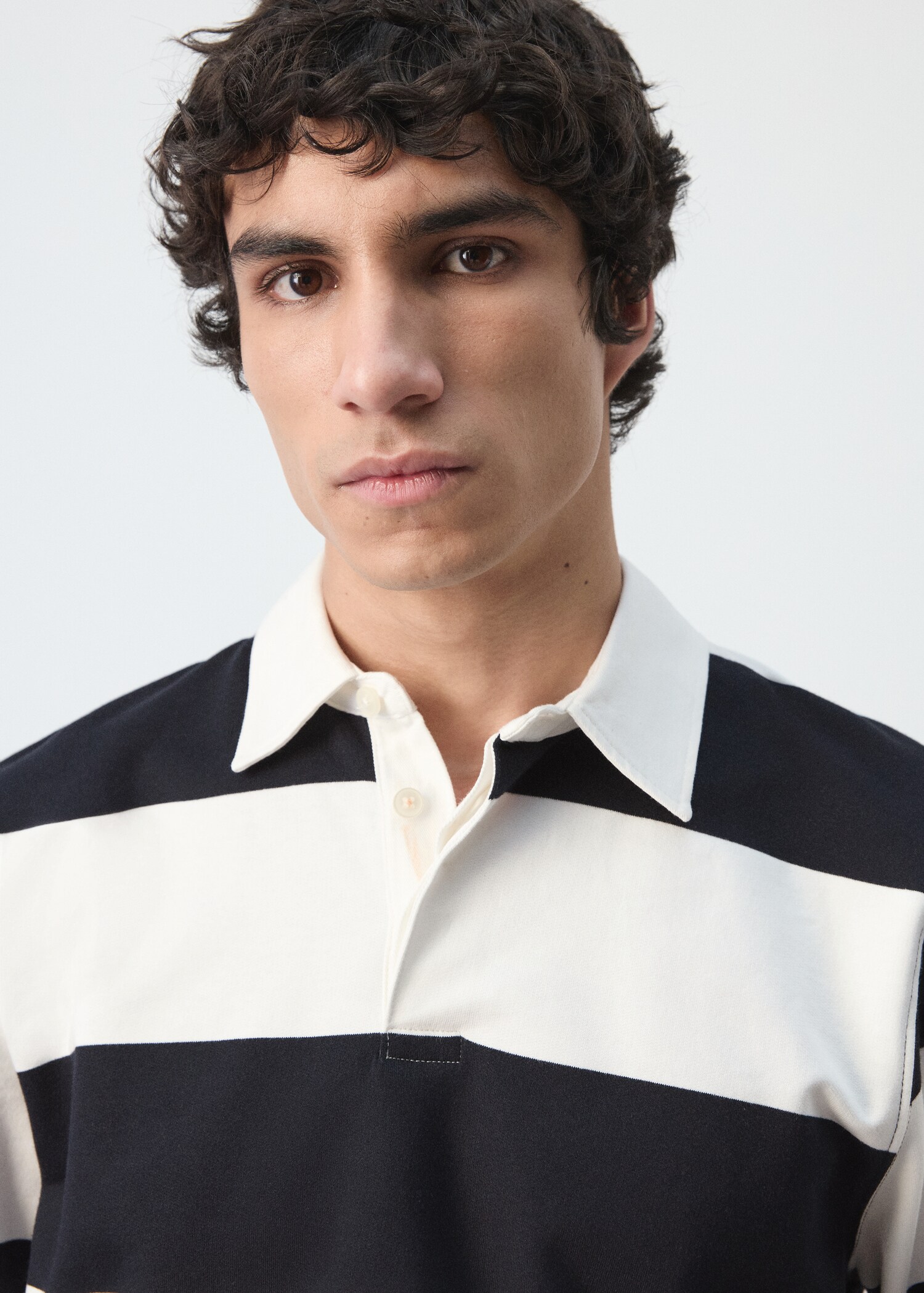 Свитшот-поло из 100% хлопка в полоску - Деталь изделия 1