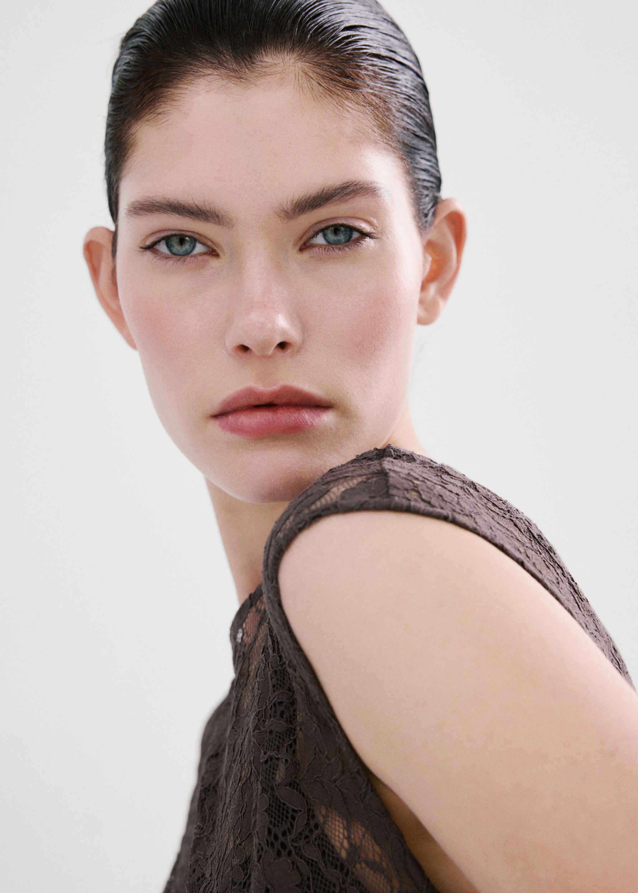 Robe combinée dentelle - Détail de l'article 1, Marron. Ref: 27034439-00.