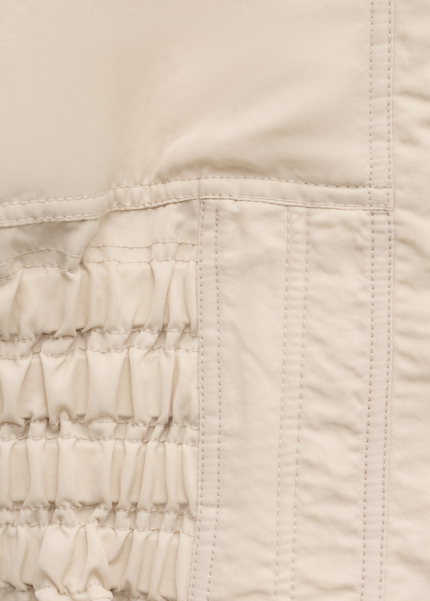 Oversized jacket with gathered waist - Details of the article 0