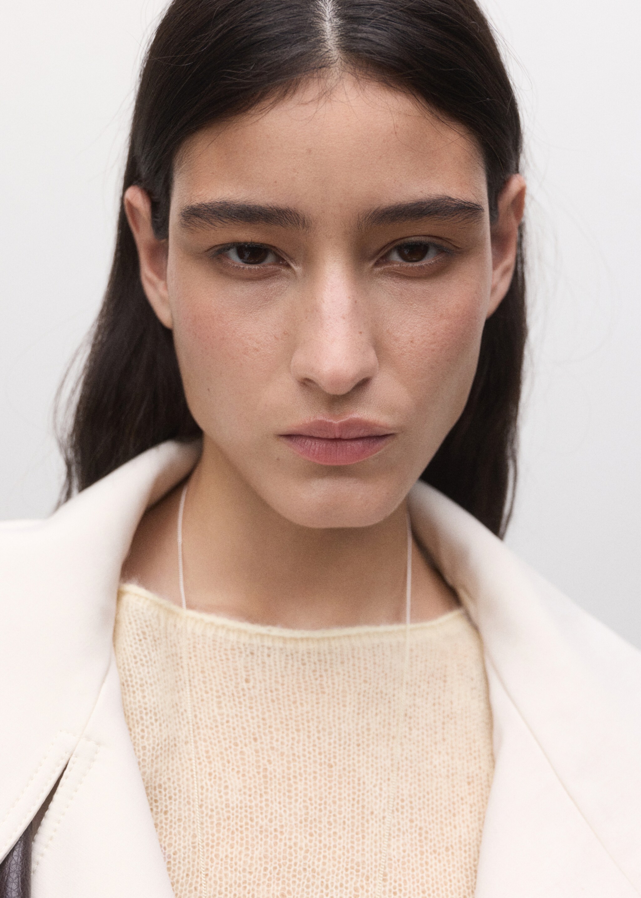 Semi-transparent alpaca sweater - Details of the article 1, Ecru. Ref: 27034444-00.