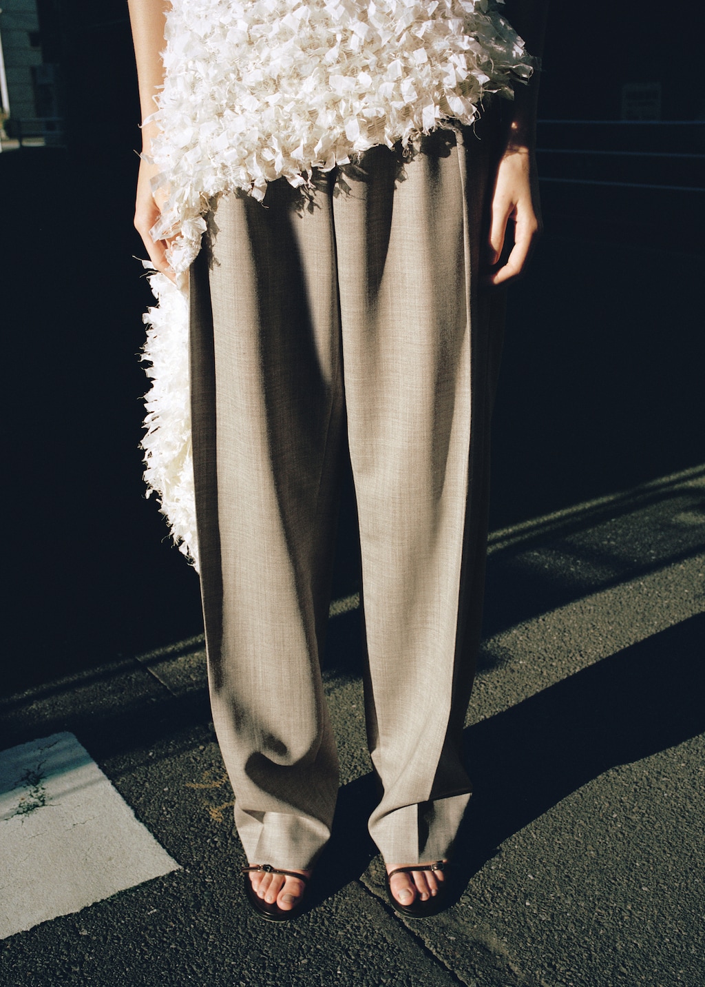 Low-rise wool pants - image 4