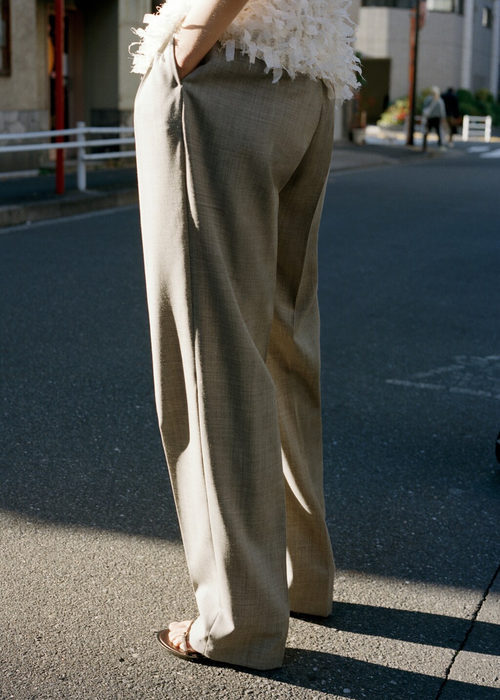 Low-rise wool pants