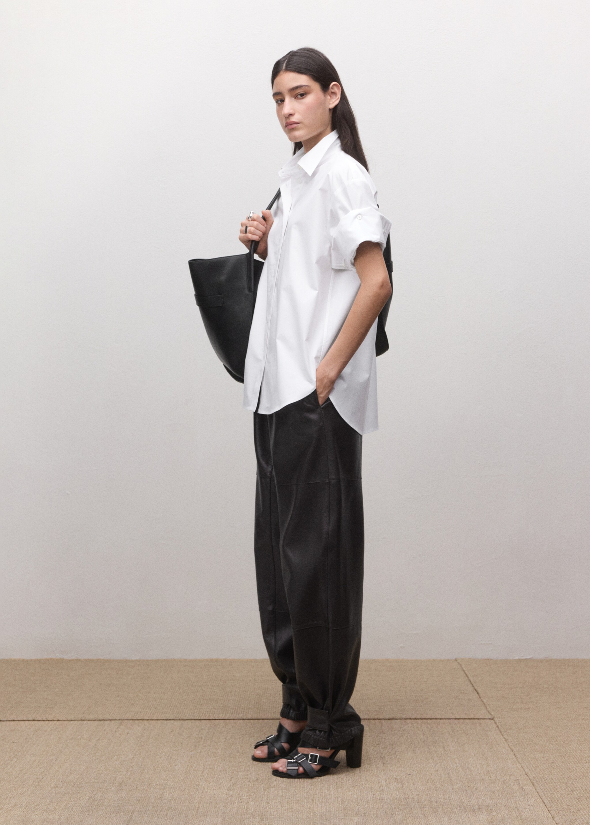 Three-quarter length sleeve cotton shirt - Details of the article 2, White. Ref: 27034448-00.