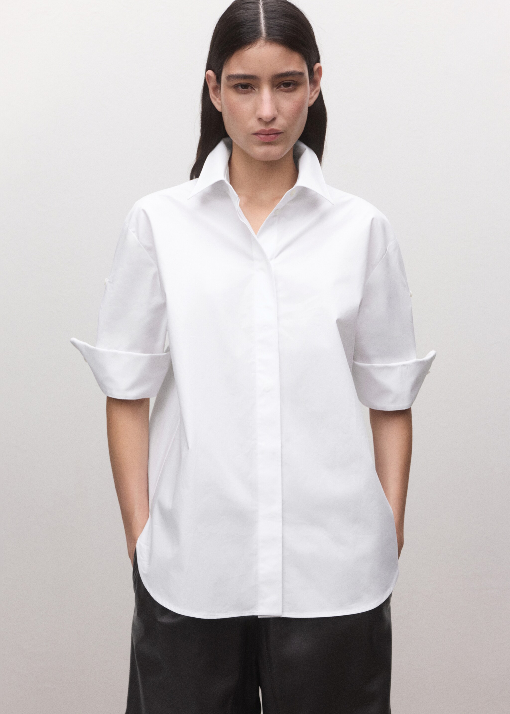Three-quarter length sleeve cotton shirt - Details of the article 6, White. Ref: 27034448-00.