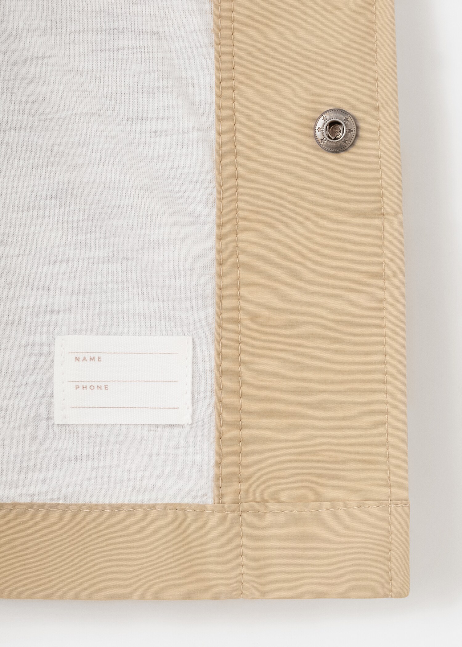 Hooded parka with pocket detailing - Details of the article 0