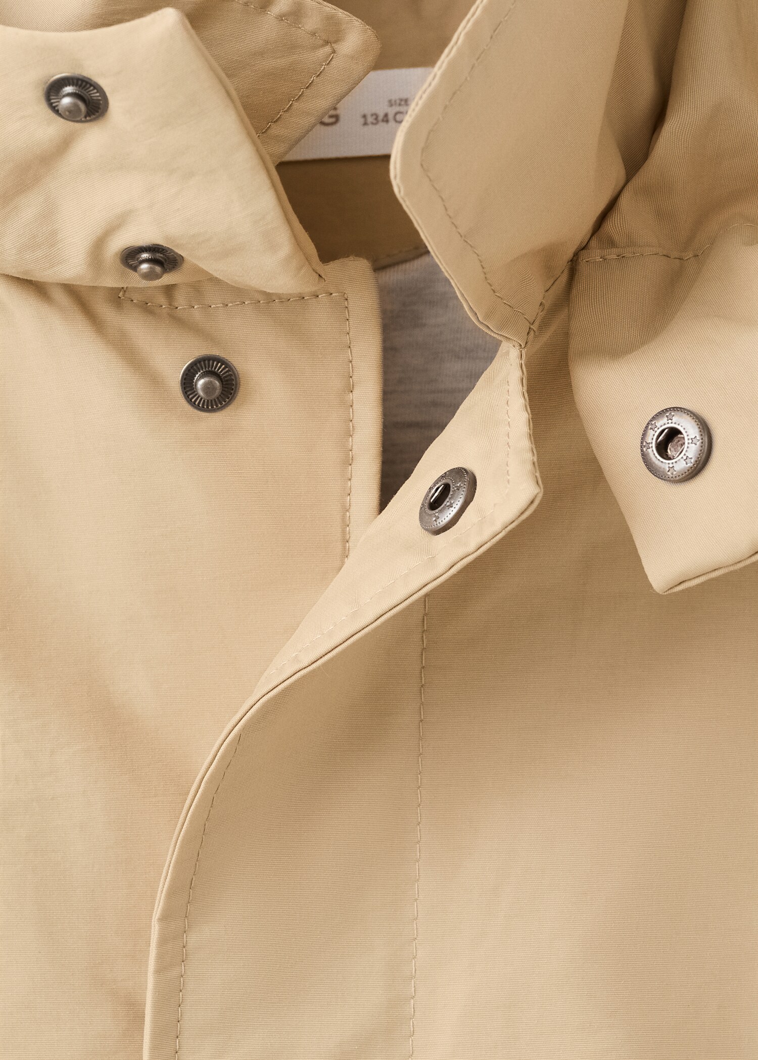 Hooded parka with pocket detailing - Details of the article 8