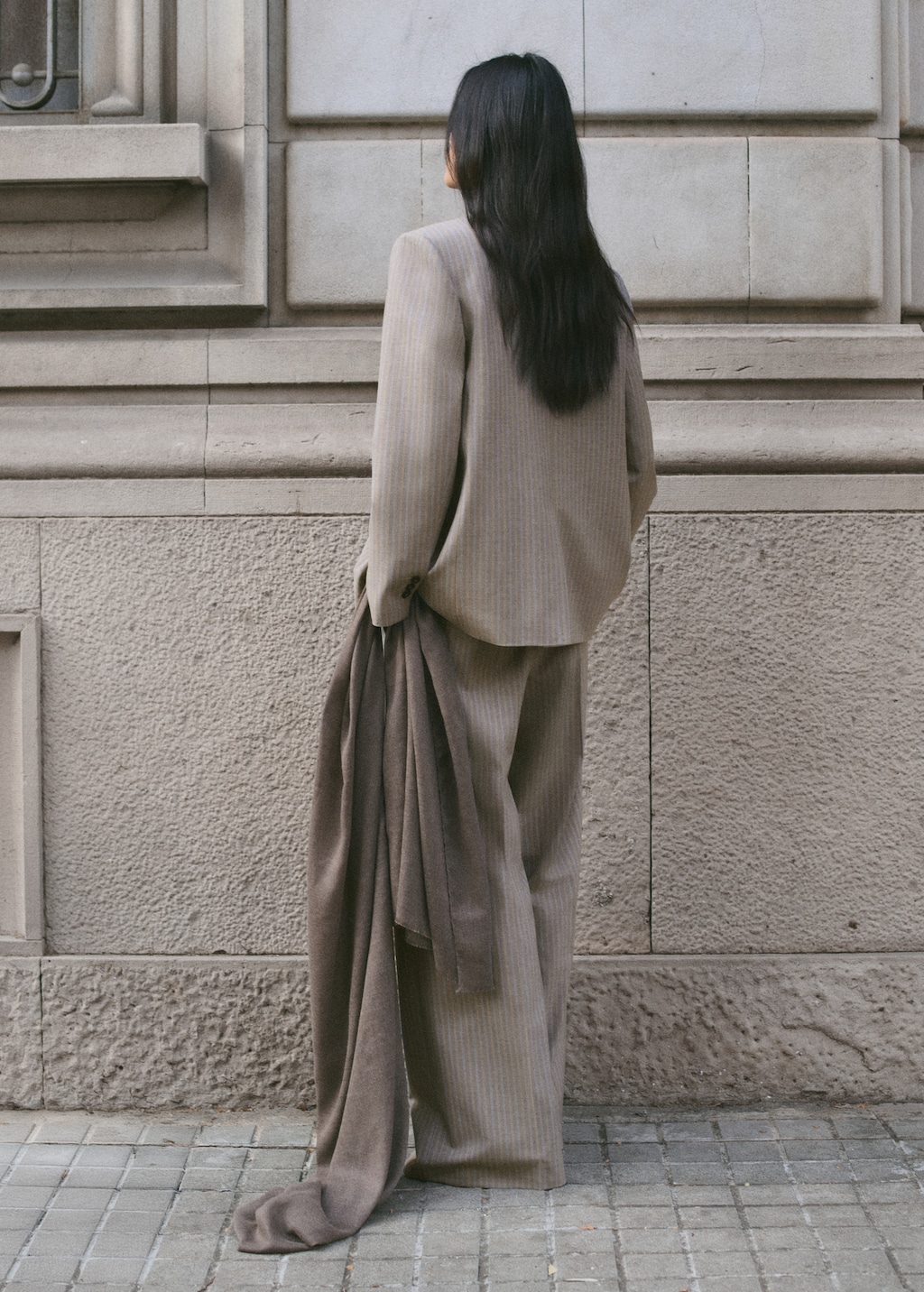 Wool-blend suit blazer - image 2
