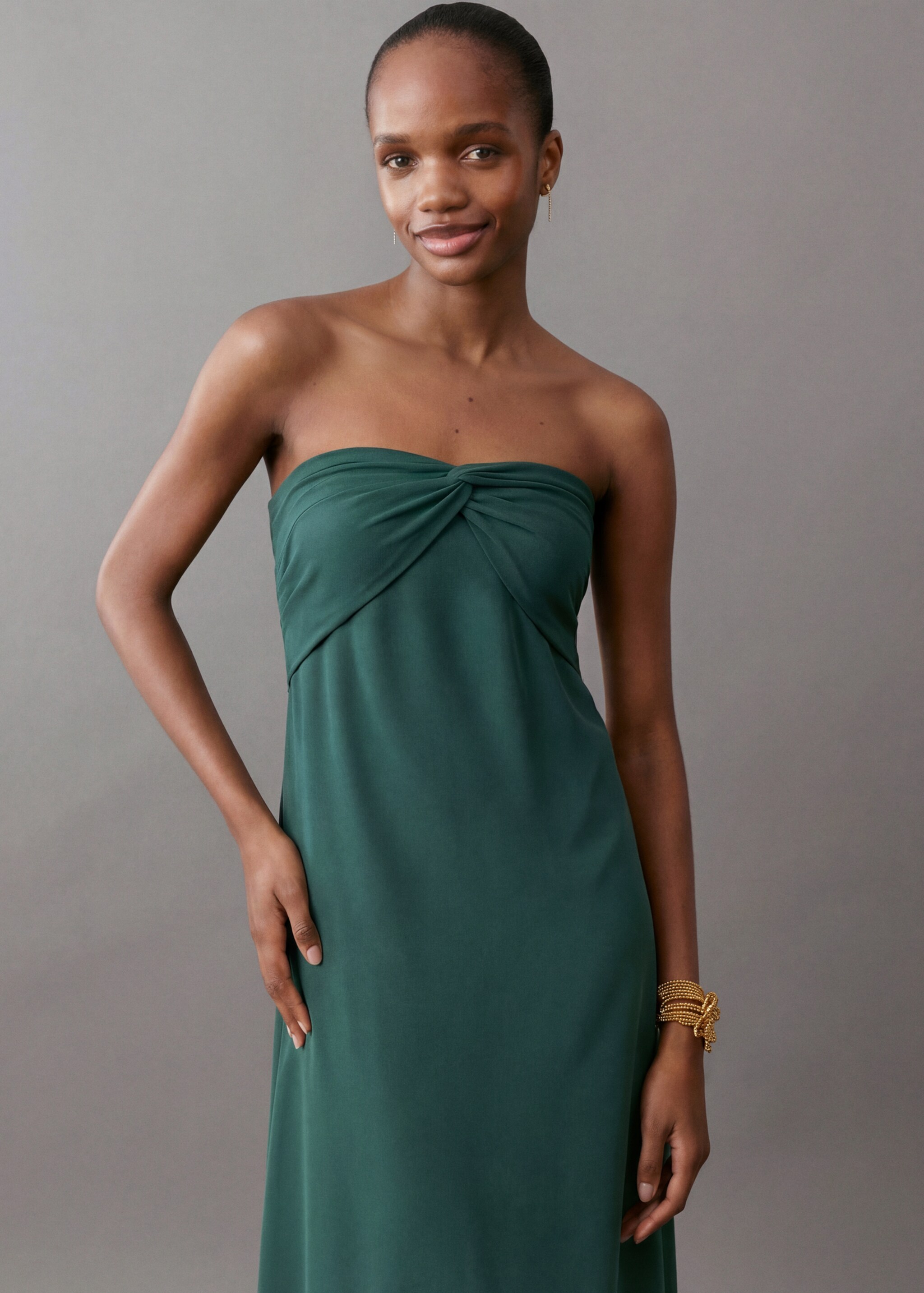 Halter neck dress - Details of the article 3, Petrol Blue. Ref: 27035810-00.