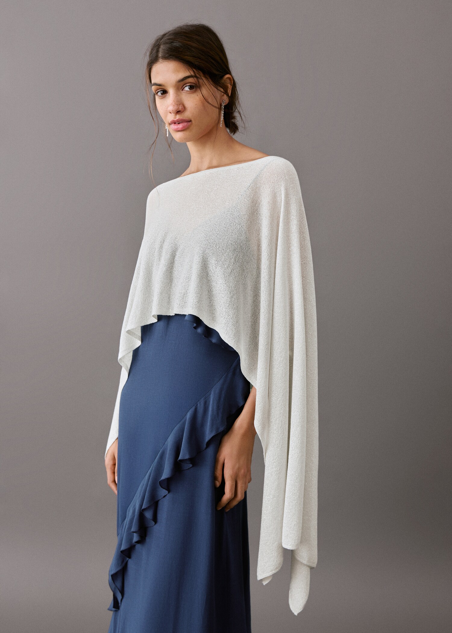 Cape asymétrique en maille lurex - Plan moyen