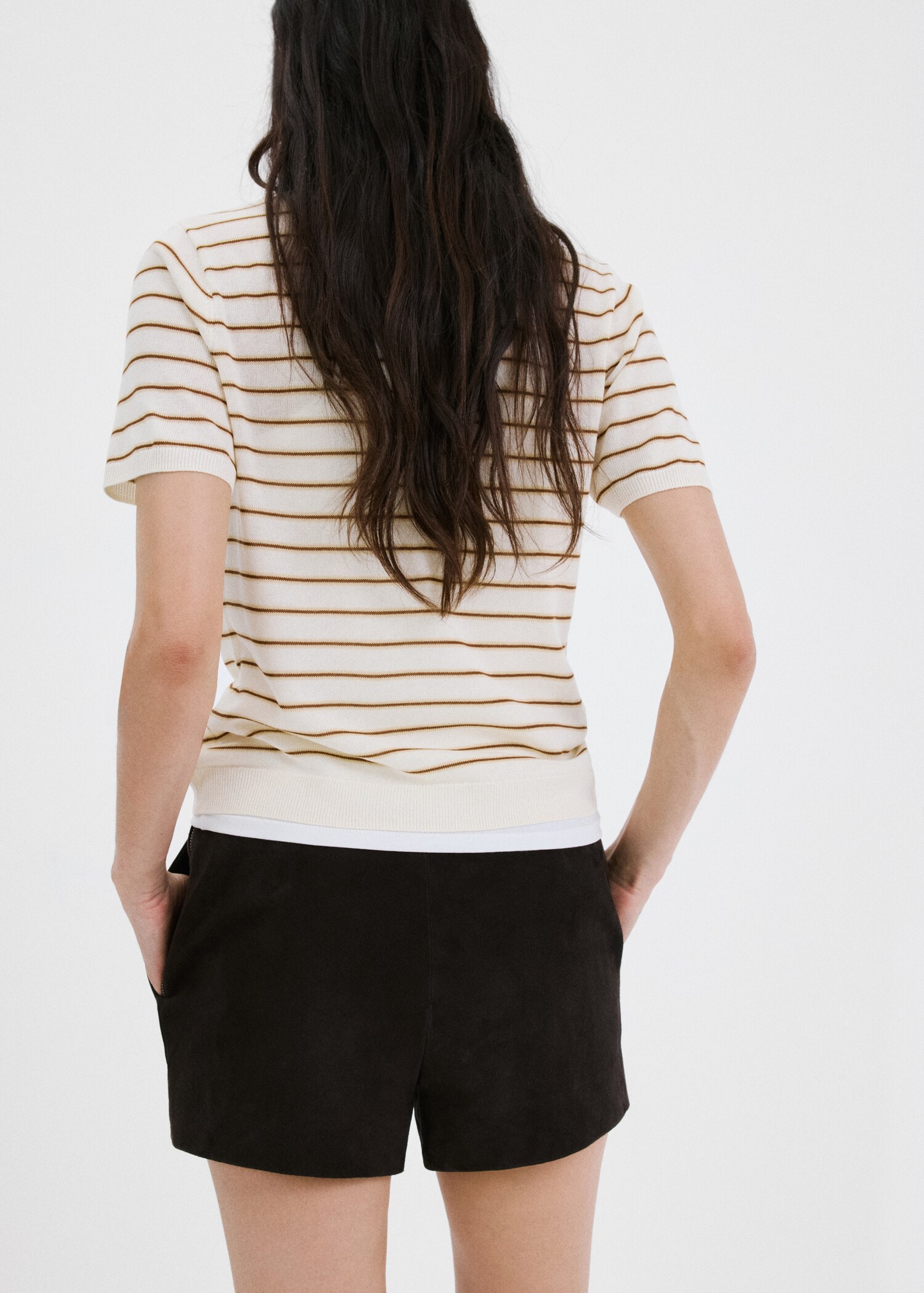 Вязаный джемпер с воротником поло - Обратная сторона изделия