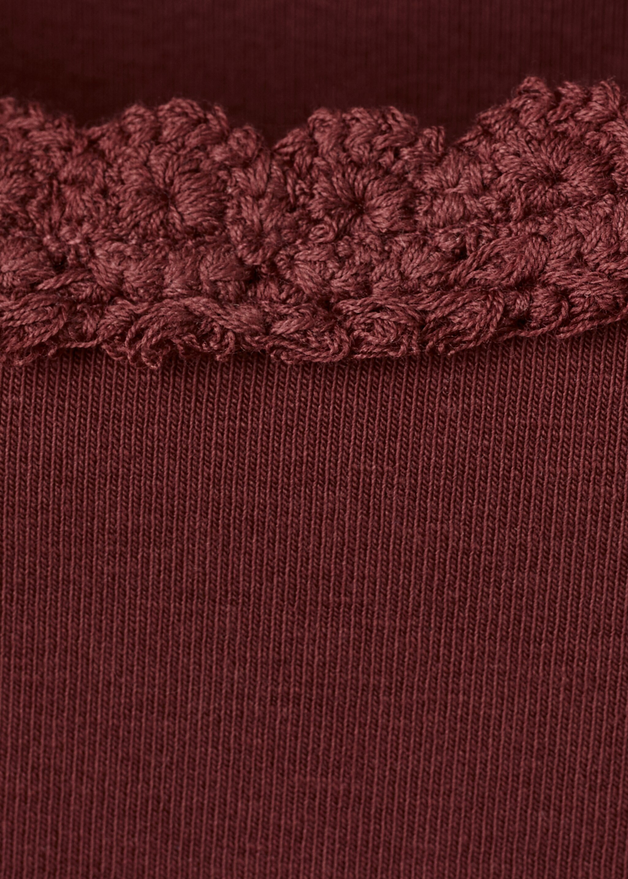 Top finitions festonnées - Détail de l'article 0, Marron. Ref: 27035829-00.