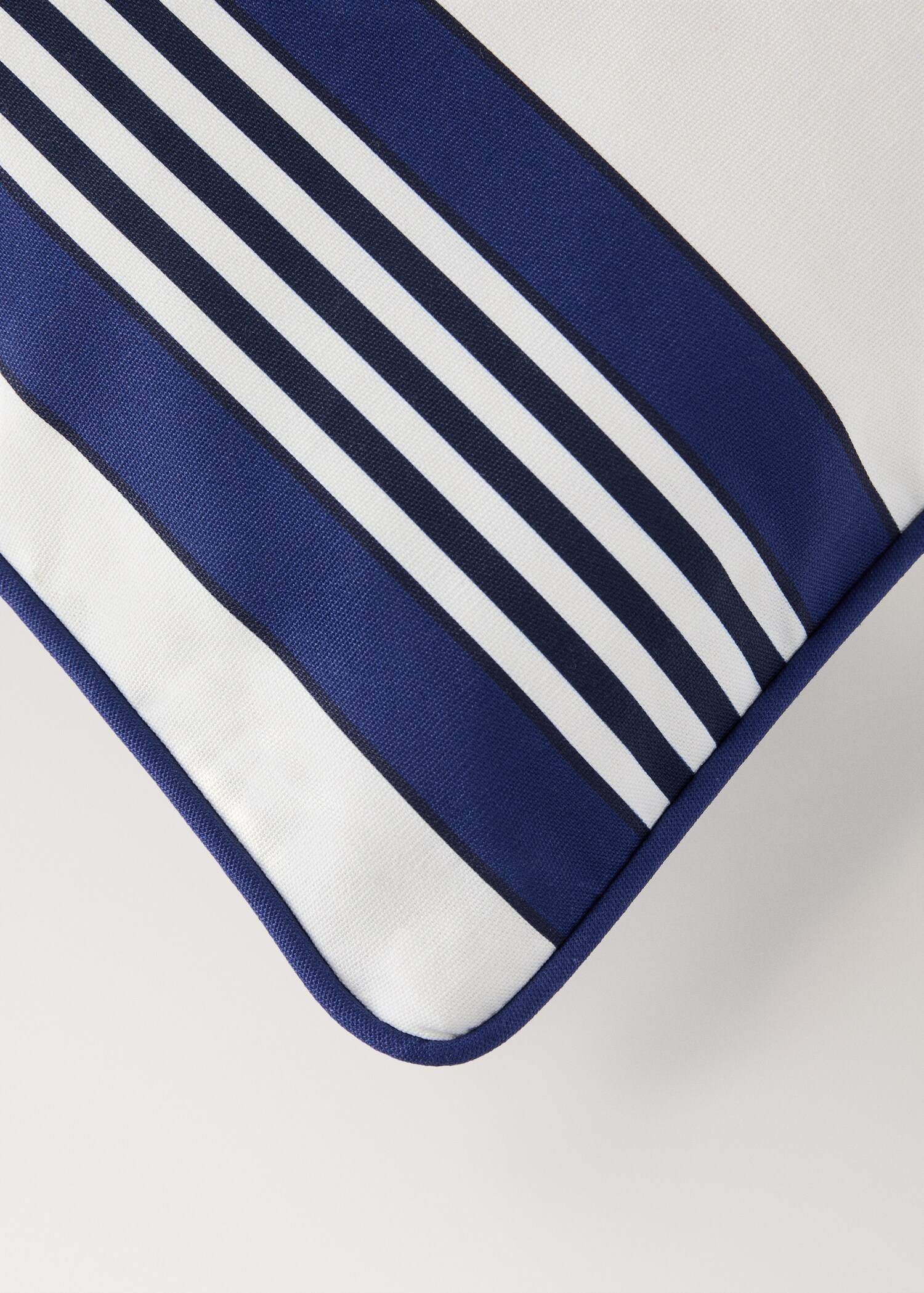 Cotton striped cushion cover 30x50 cm - Details of the article 1