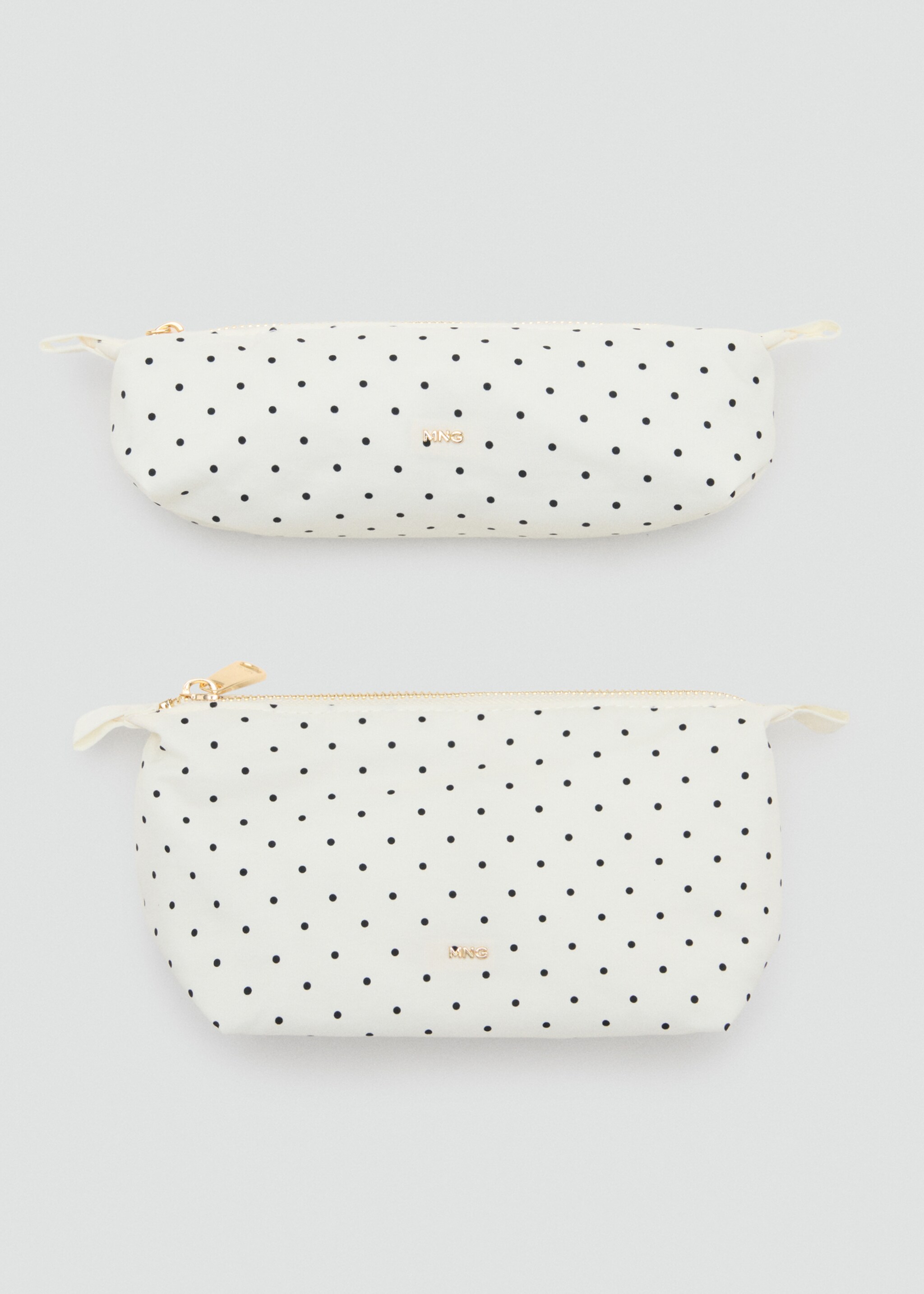 Medium nylon polka dot wash bag - Details of the article 2, Off White. Ref: 27035836-00.
