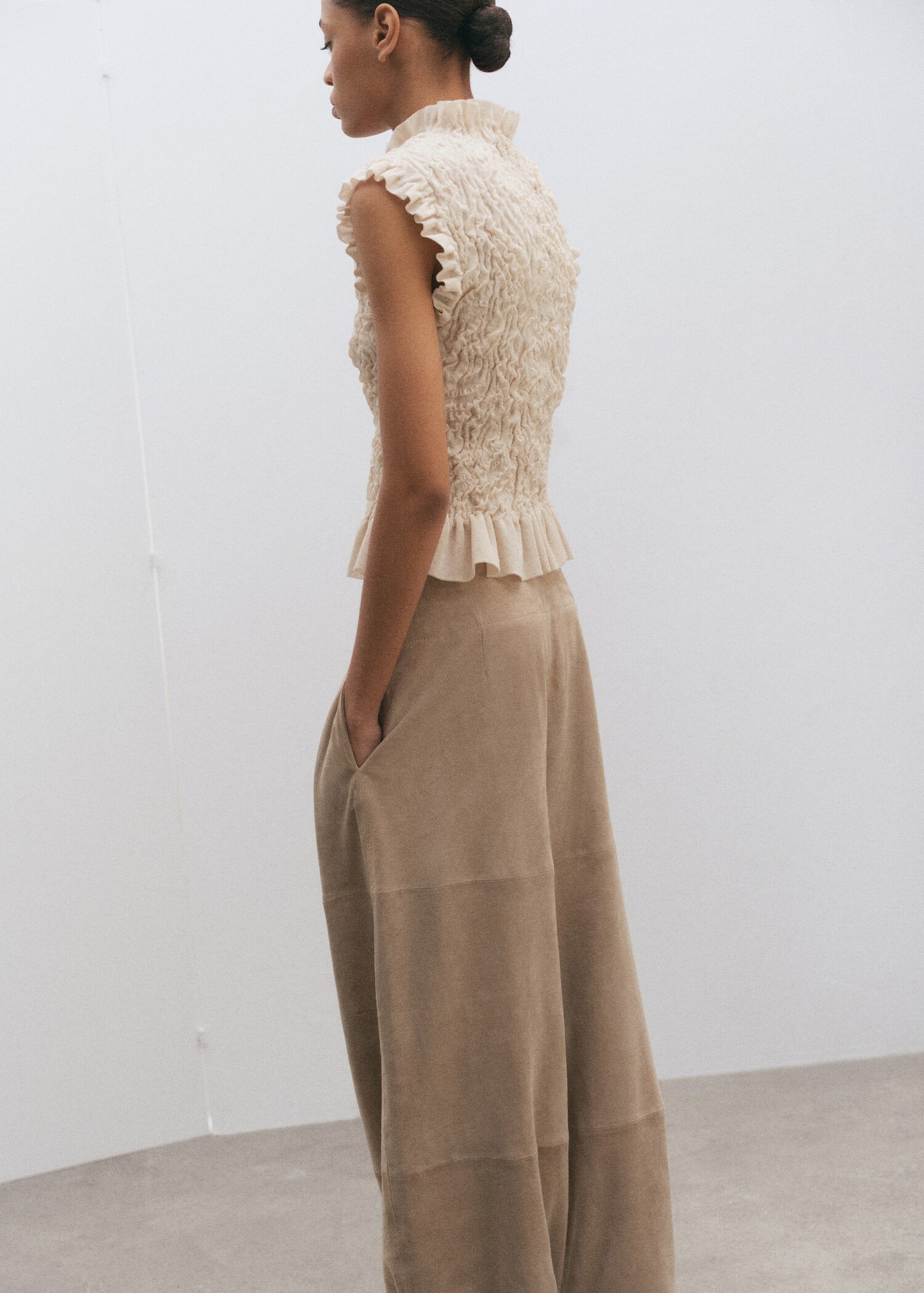 Textured knit top - Reverse of the article