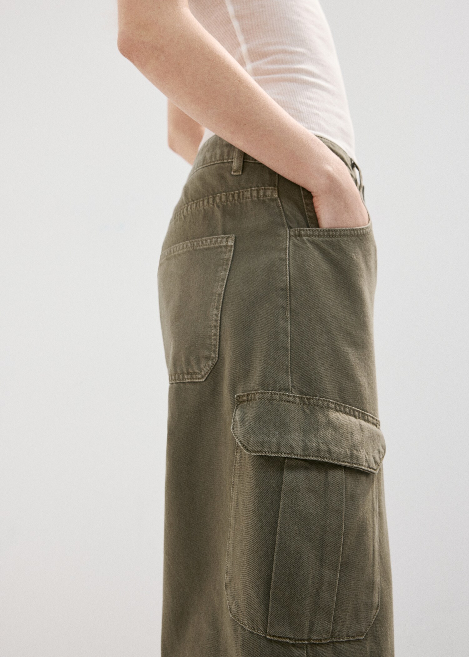 Jeans cargo com bolsos - Pormenor do artigo 6