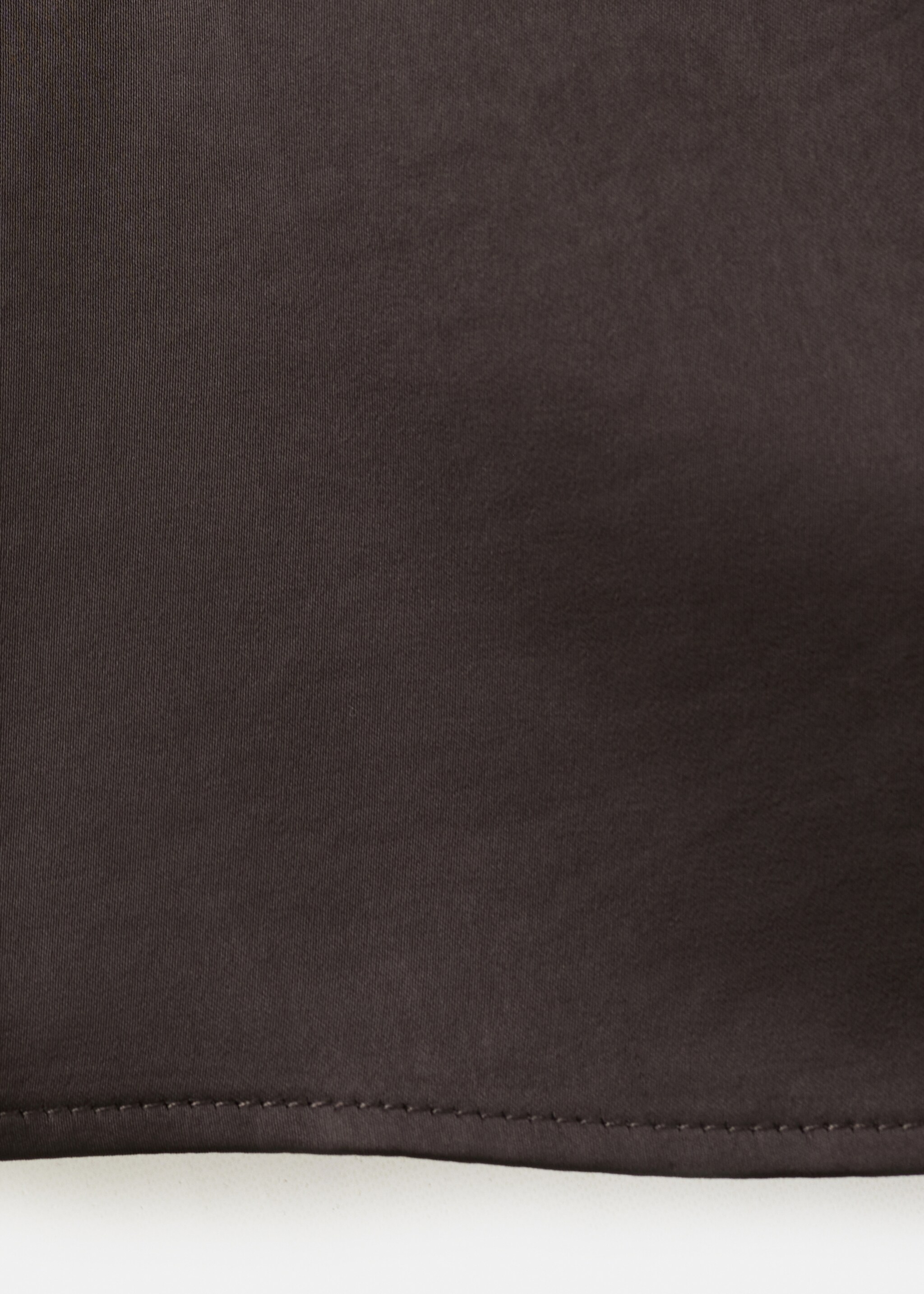 بلوزة ستان بياقة عالية - تفاصيل المنتج 0, شوكولاتة. Ref: 27035845-00.