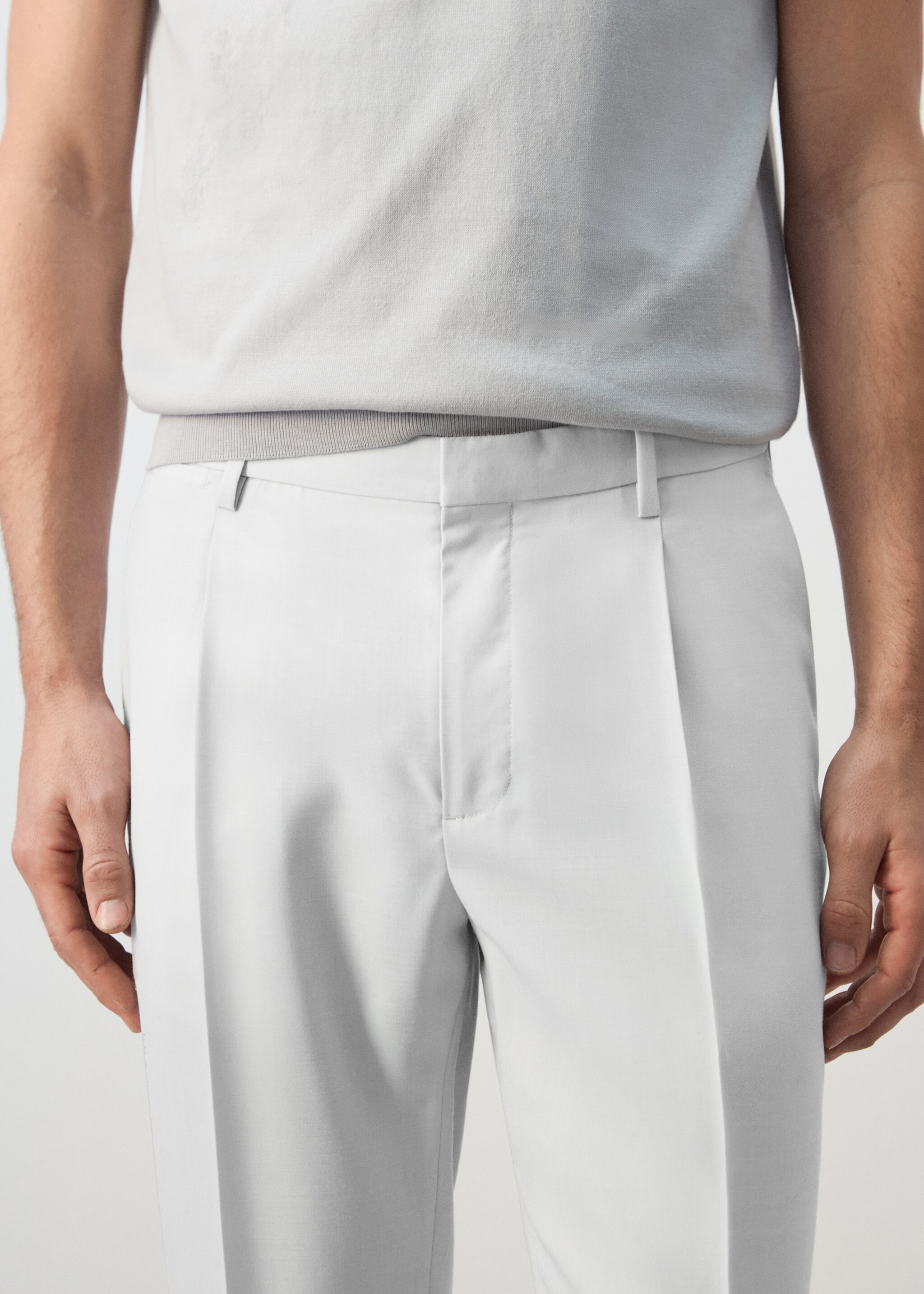 100% wool regular fit pleat-front trousers - Details of the article 1, Light Heather Grey. Ref: 27035932-00.