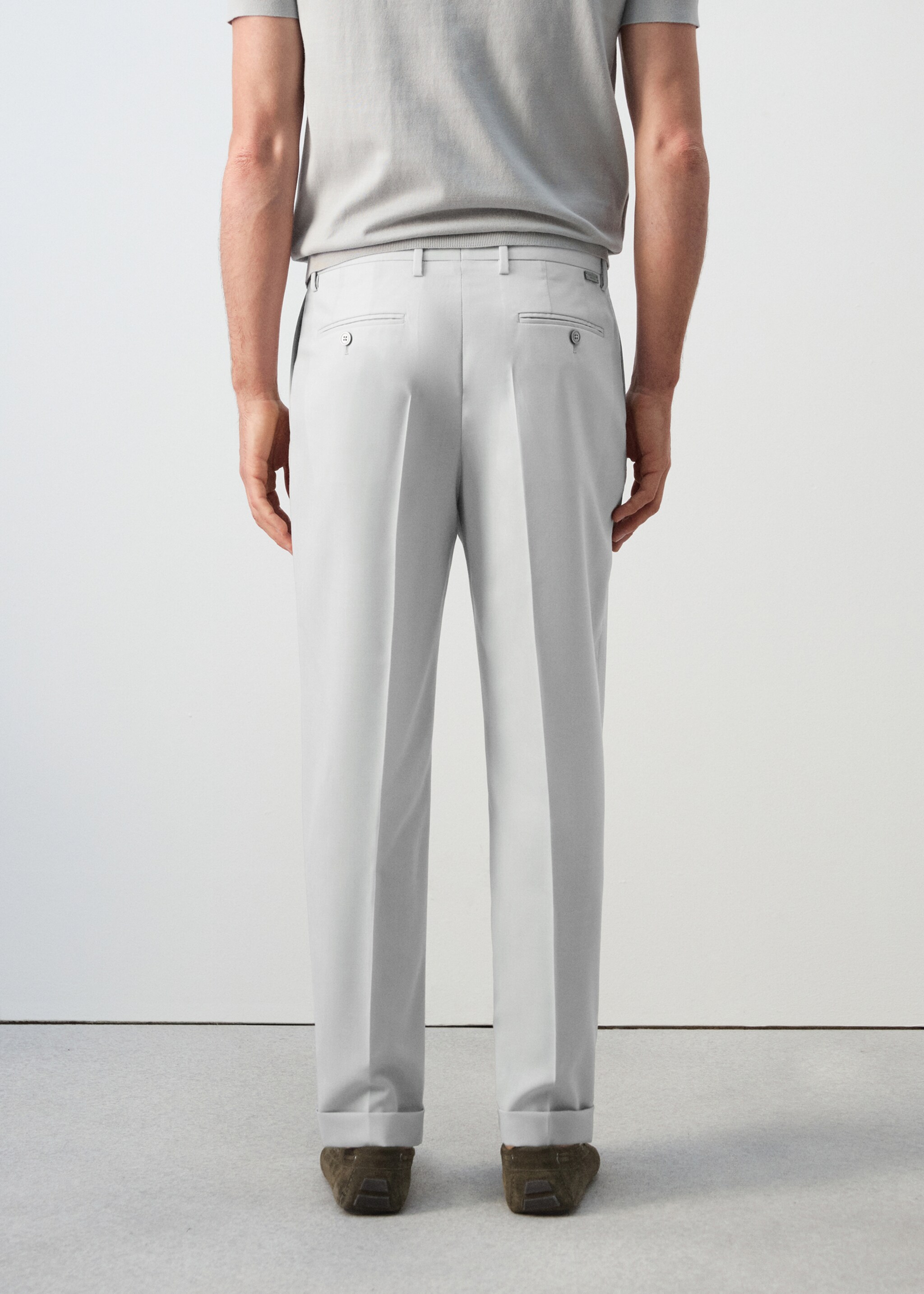 100% wool regular fit pleat-front trousers - Reverse of the article, Light Heather Grey. Ref: 27035932-00.