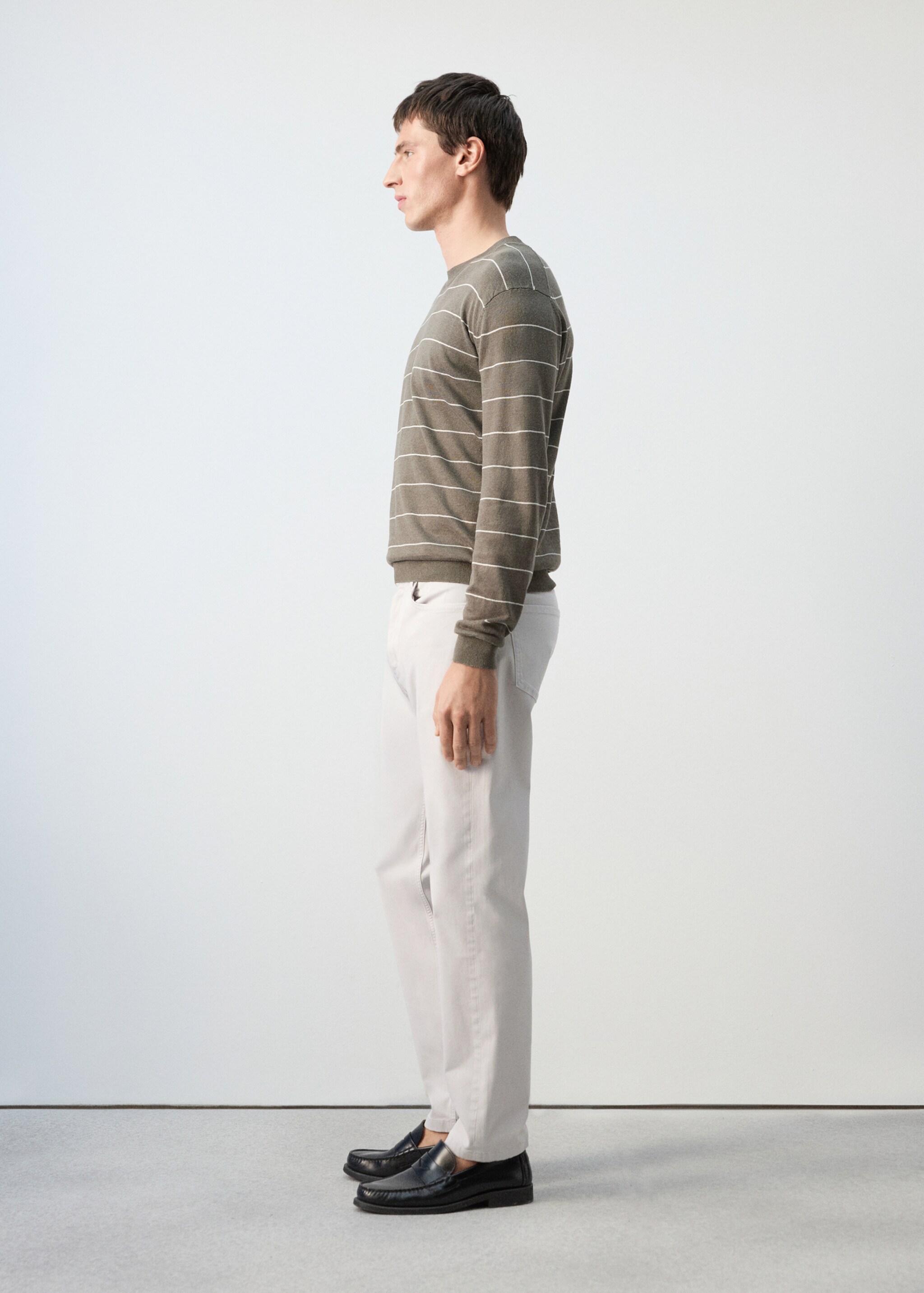 Regular-fit 100% cotton trousers - Details of the article 2, Ice Grey. Ref: 27035935-00.