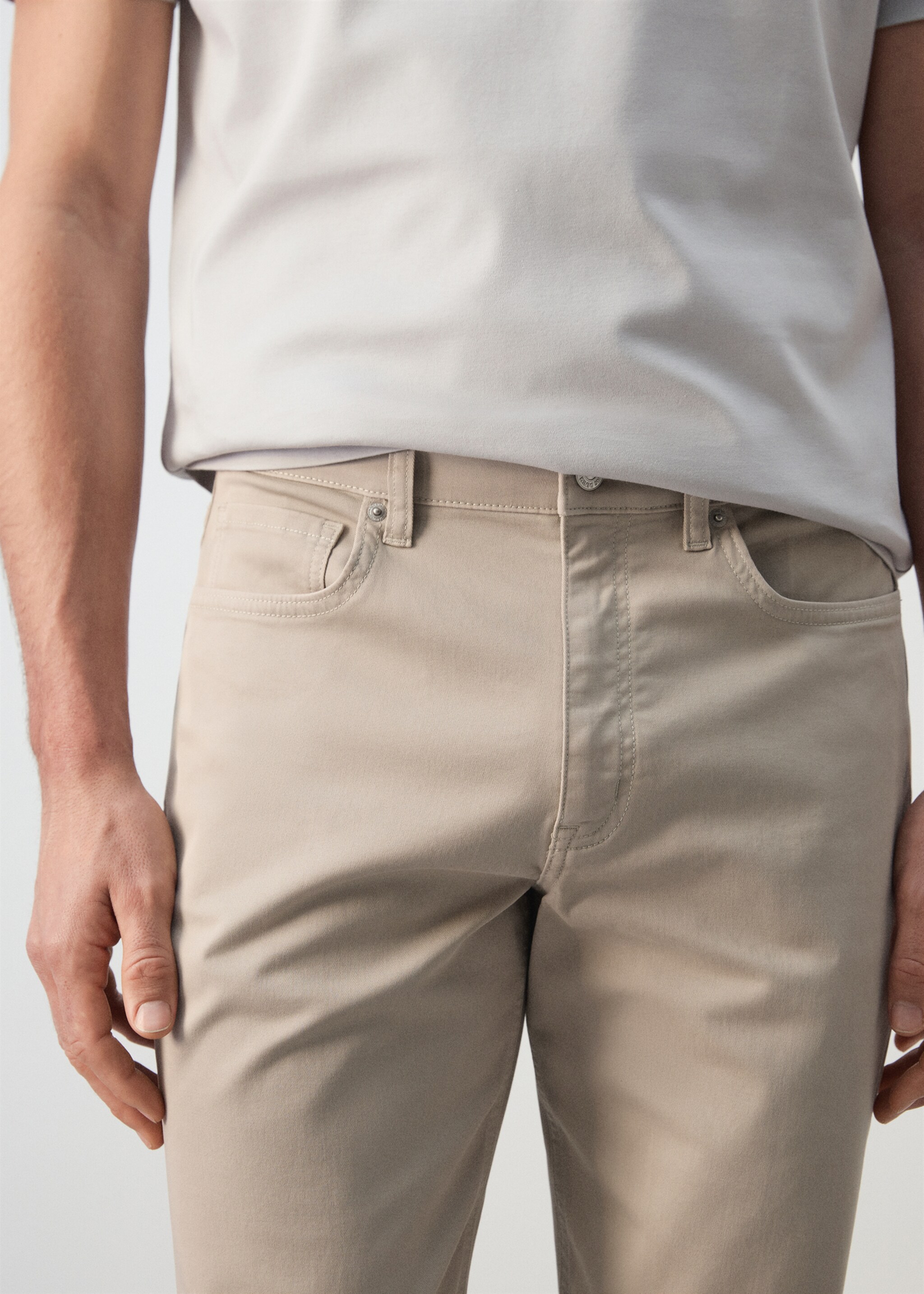 Regular-fit 100% cotton trousers - Details of the article 1, Beige. Ref: 27035935-00.