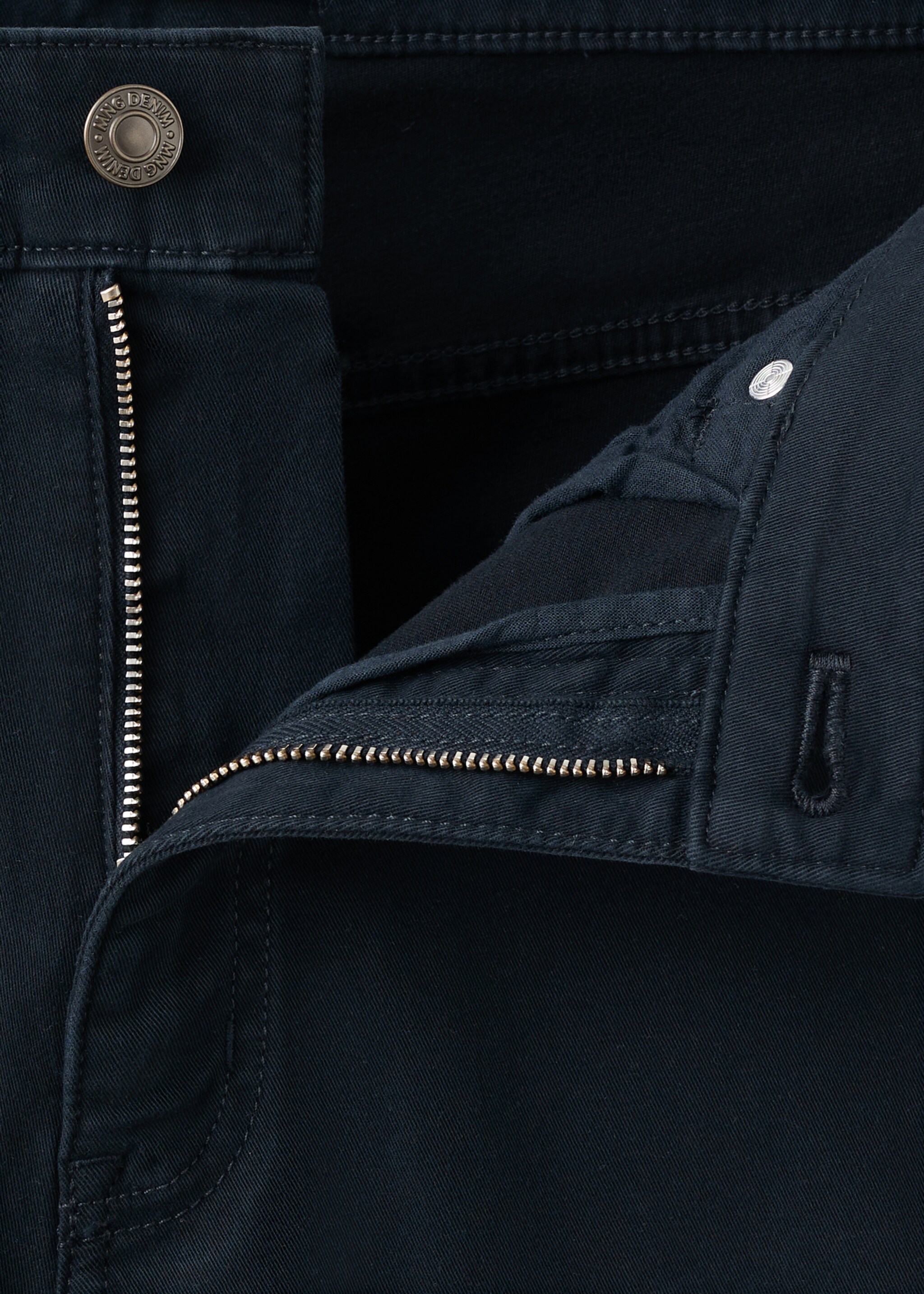 Jean 100 % coton coupe regular - Détail de l'article 0, Bleu marine. Ref: 27035935-00.