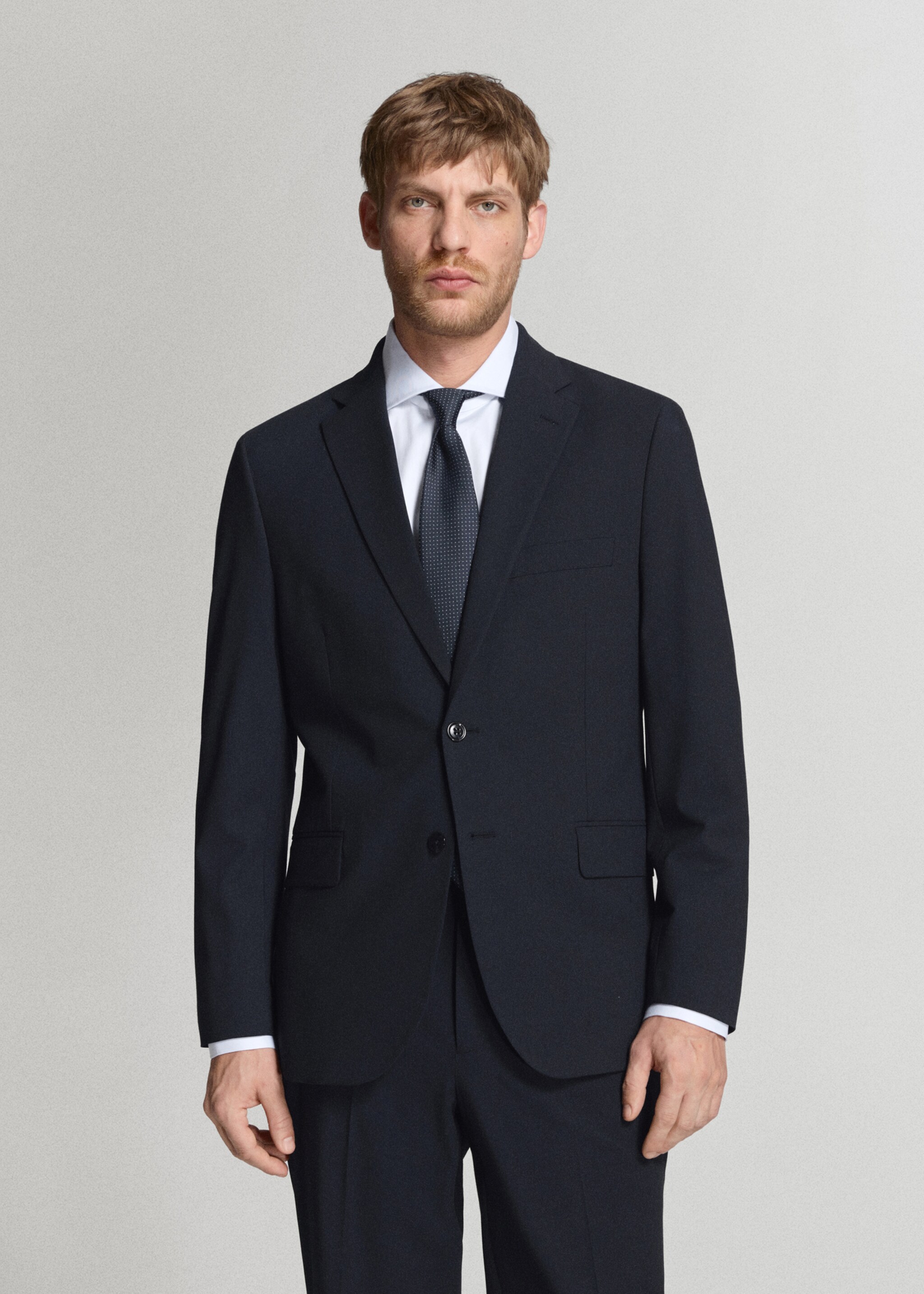 London regular-fit suit jacket - Medium plane, Navy. Ref: 27035938-00.