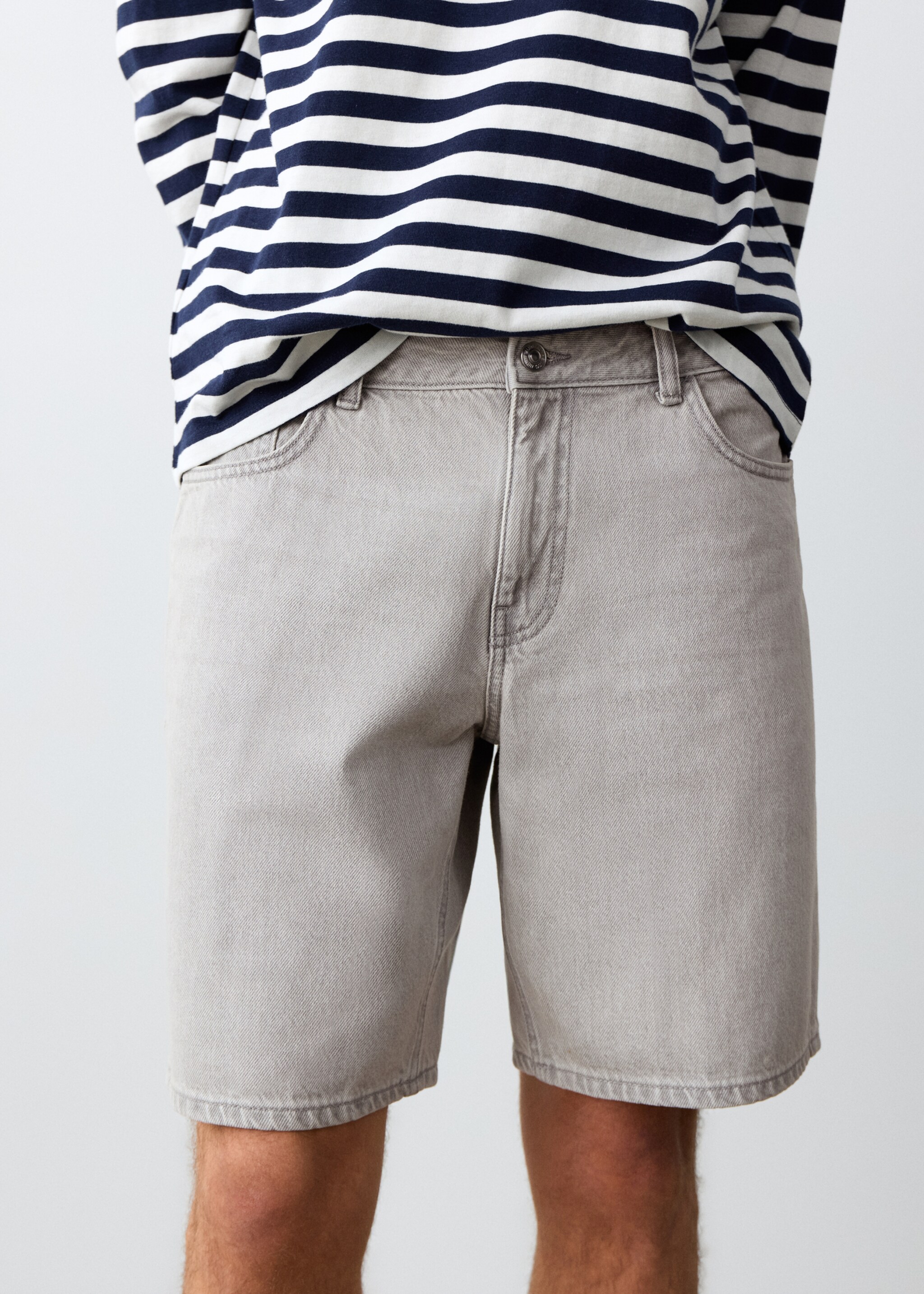 Jeans-Bermudashorts - Mittlere Ansicht, Denim Grau. Ref: 27035941-00.