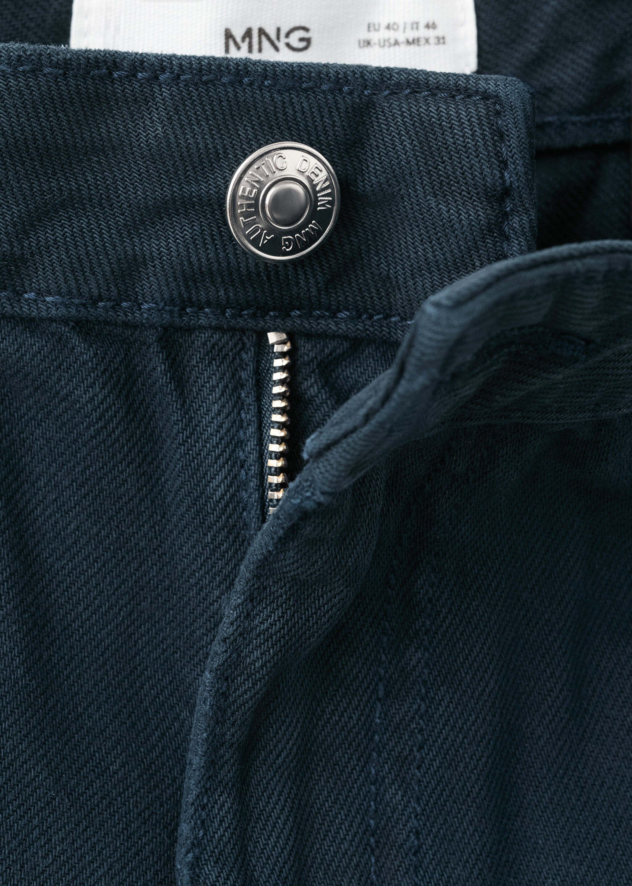 Denim Bermuda shorts - Details of the article 8, Dark Navy. Ref: 27035942-00.