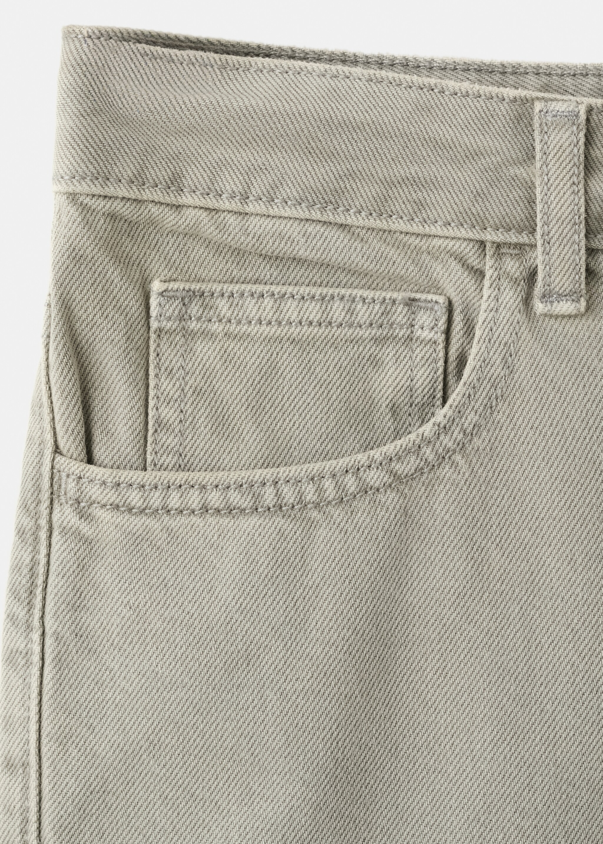 شورت برمودا دنيم - تفاصيل المنتج 0, أسمر ضارب إلى الصفرة. Ref: 27035943-00.