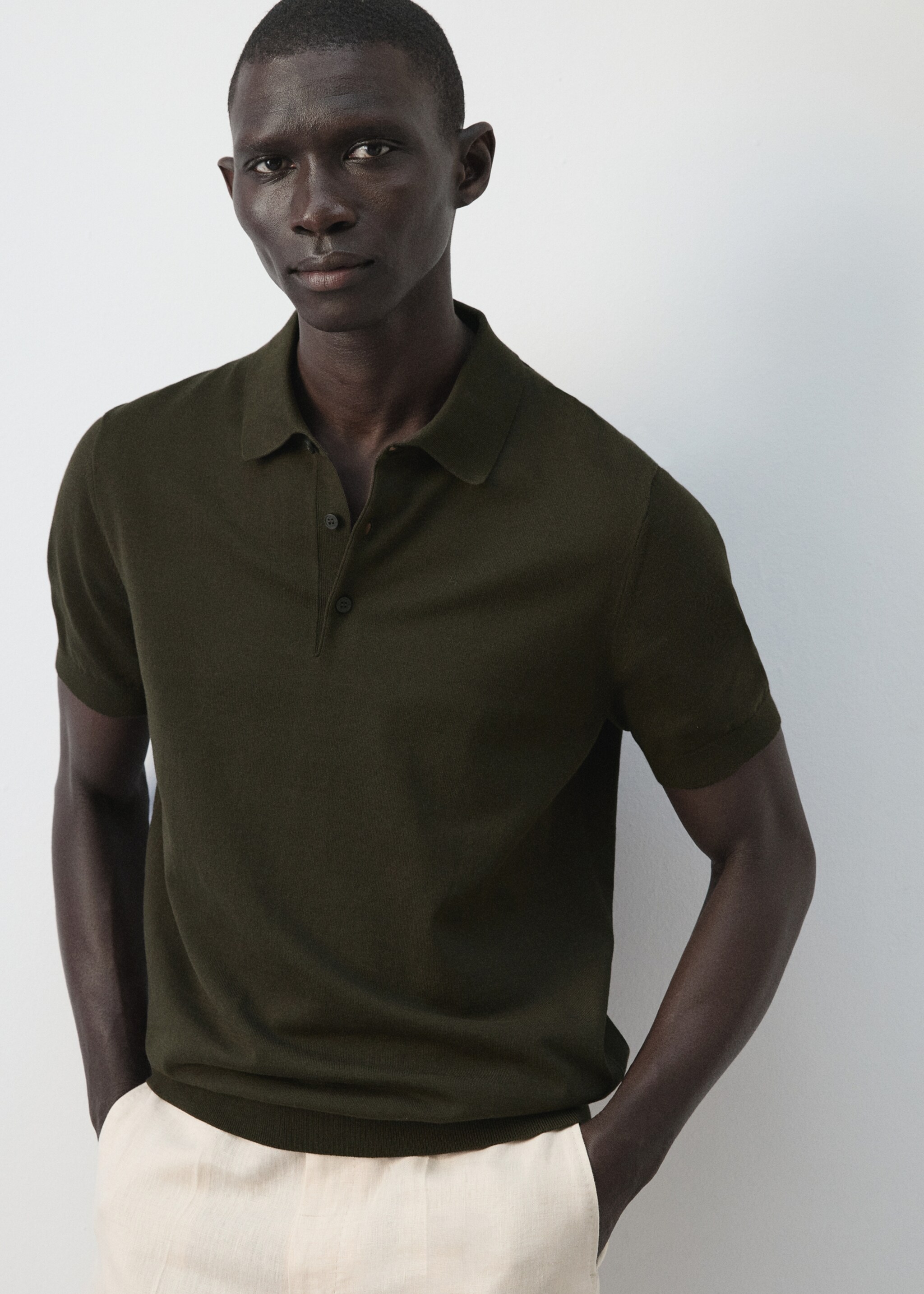 قميص بولو بحياكة دقيقة بنسبة 100% من القطن - تفاصيل المنتج 1, شوكولاتة. Ref: 27035945-00.