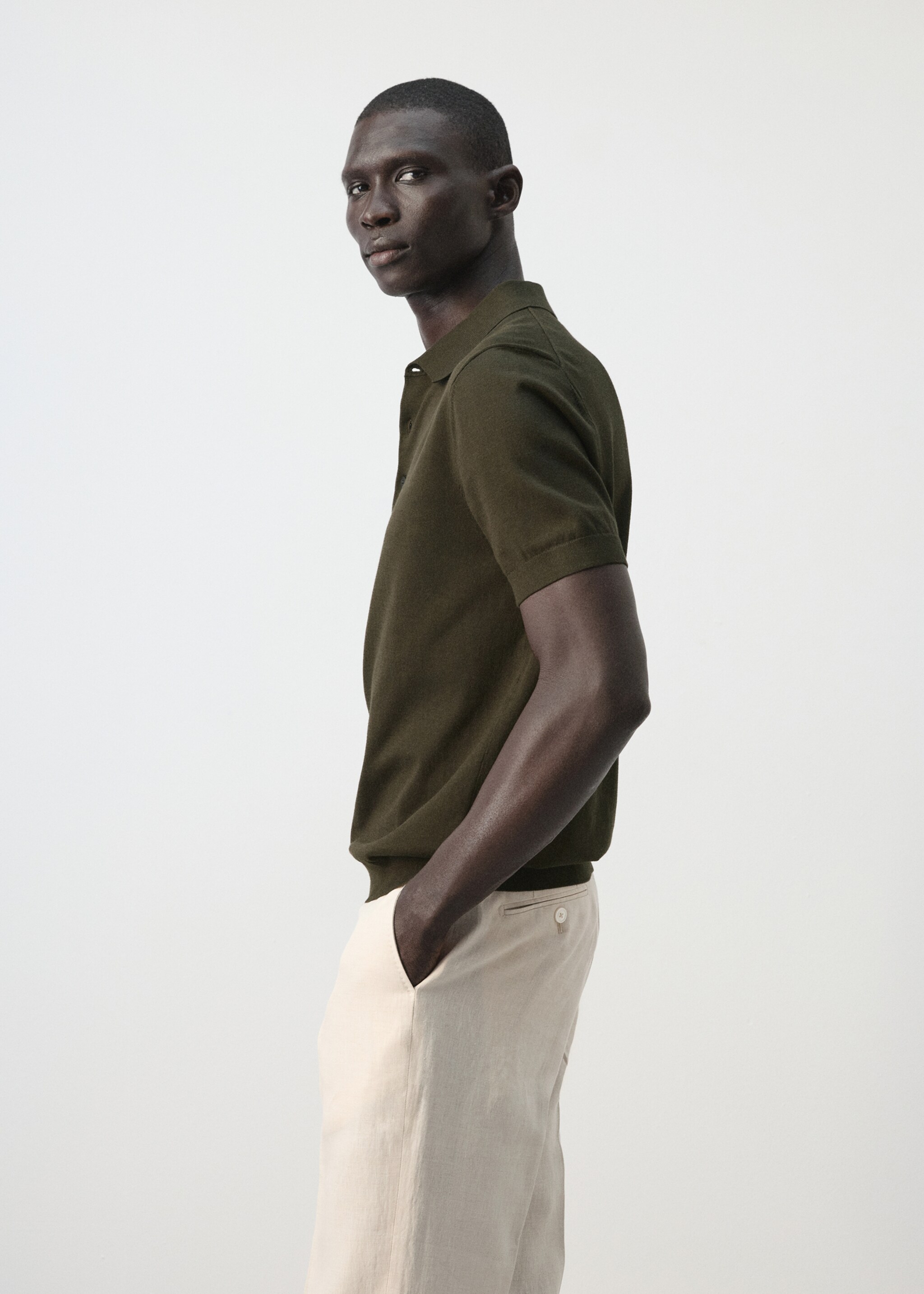 قميص بولو بحياكة دقيقة بنسبة 100% من القطن - تفاصيل المنتج 2, شوكولاتة. Ref: 27035945-00.