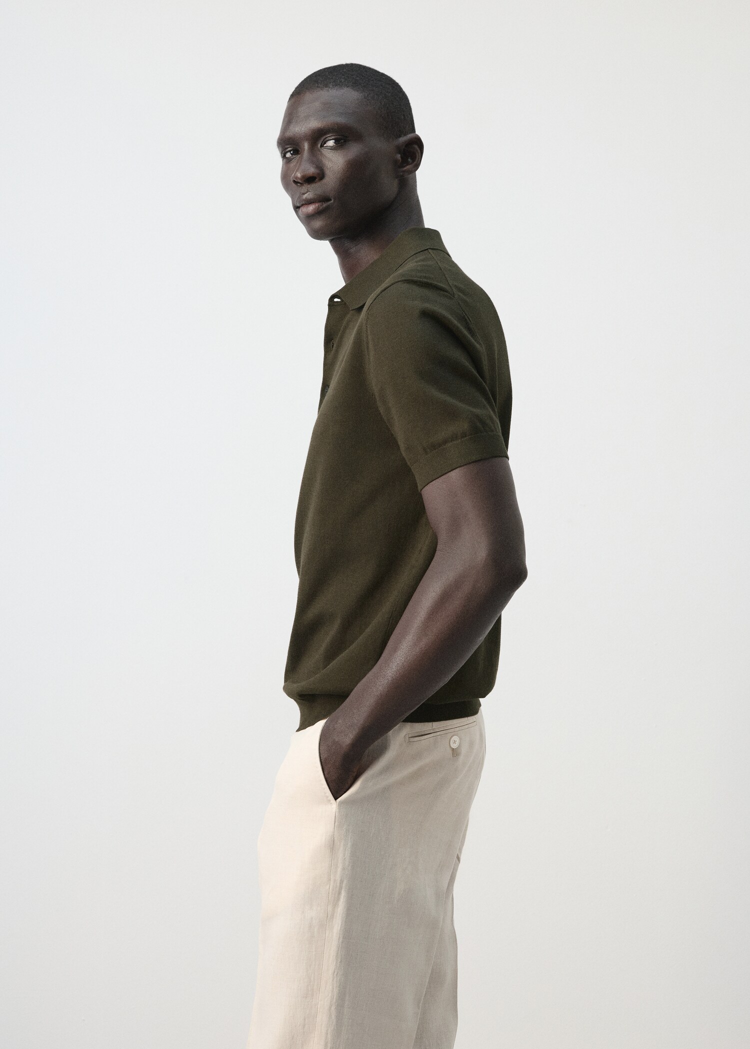 قميص بولو بحياكة دقيقة بنسبة 100% من القطن - تفاصيل المنتج 2