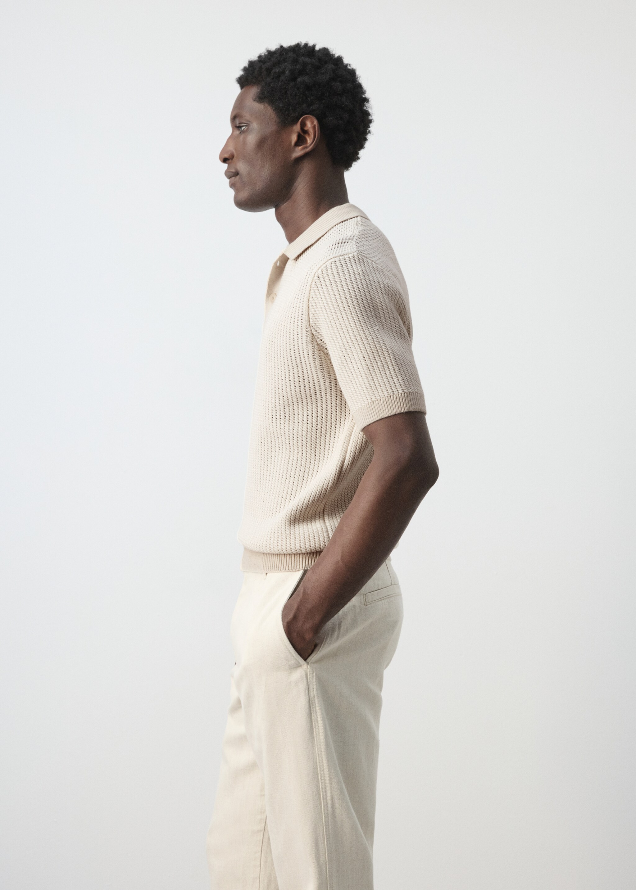 Polo maille texturé - Détail de l'article 2, Blanc cassé. Ref: 27035947-00.