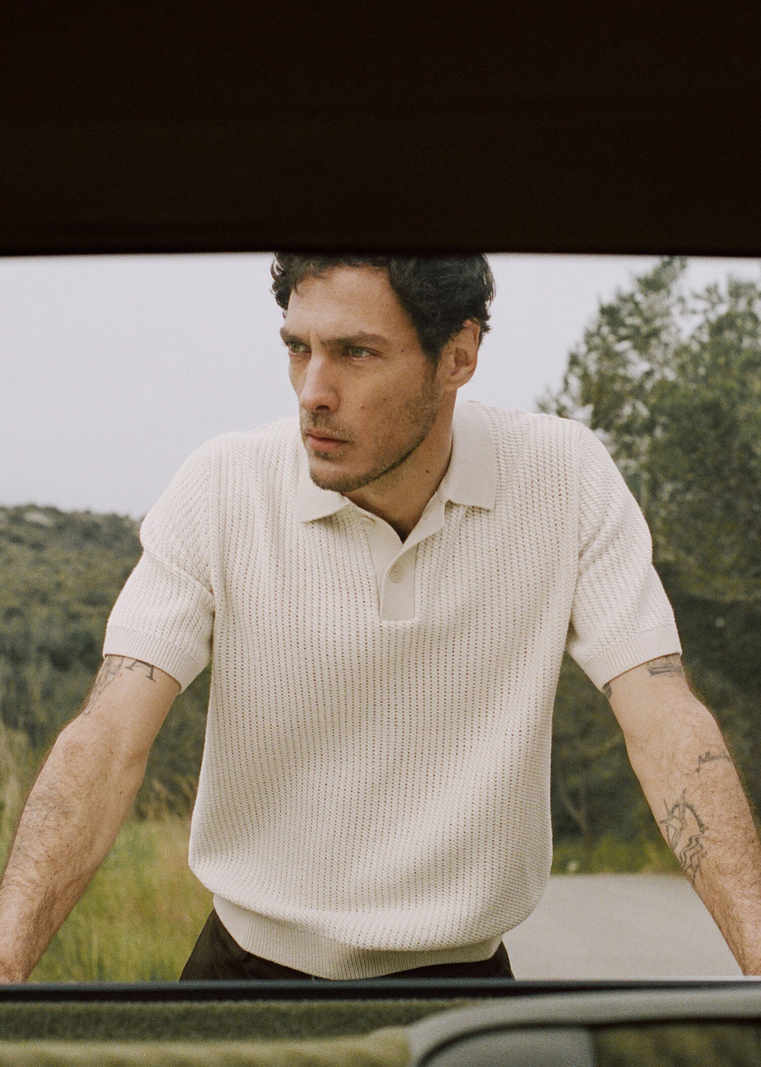 Textured knitted cotton polo shirt - Details of the article 5