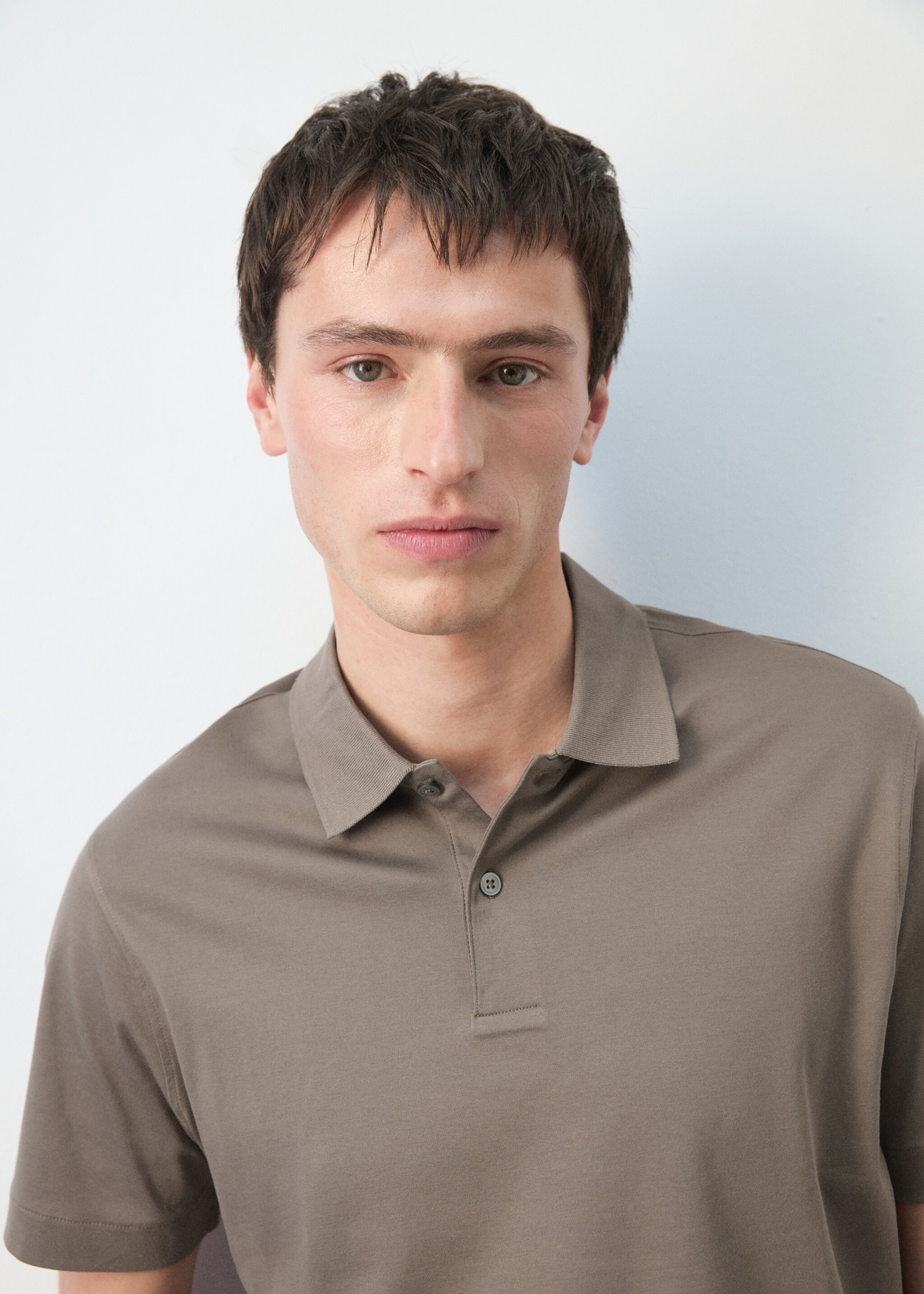 100% cotton fine-knit polo shirt - Details of the article 1, Medium Brown. Ref: 27035964-00.