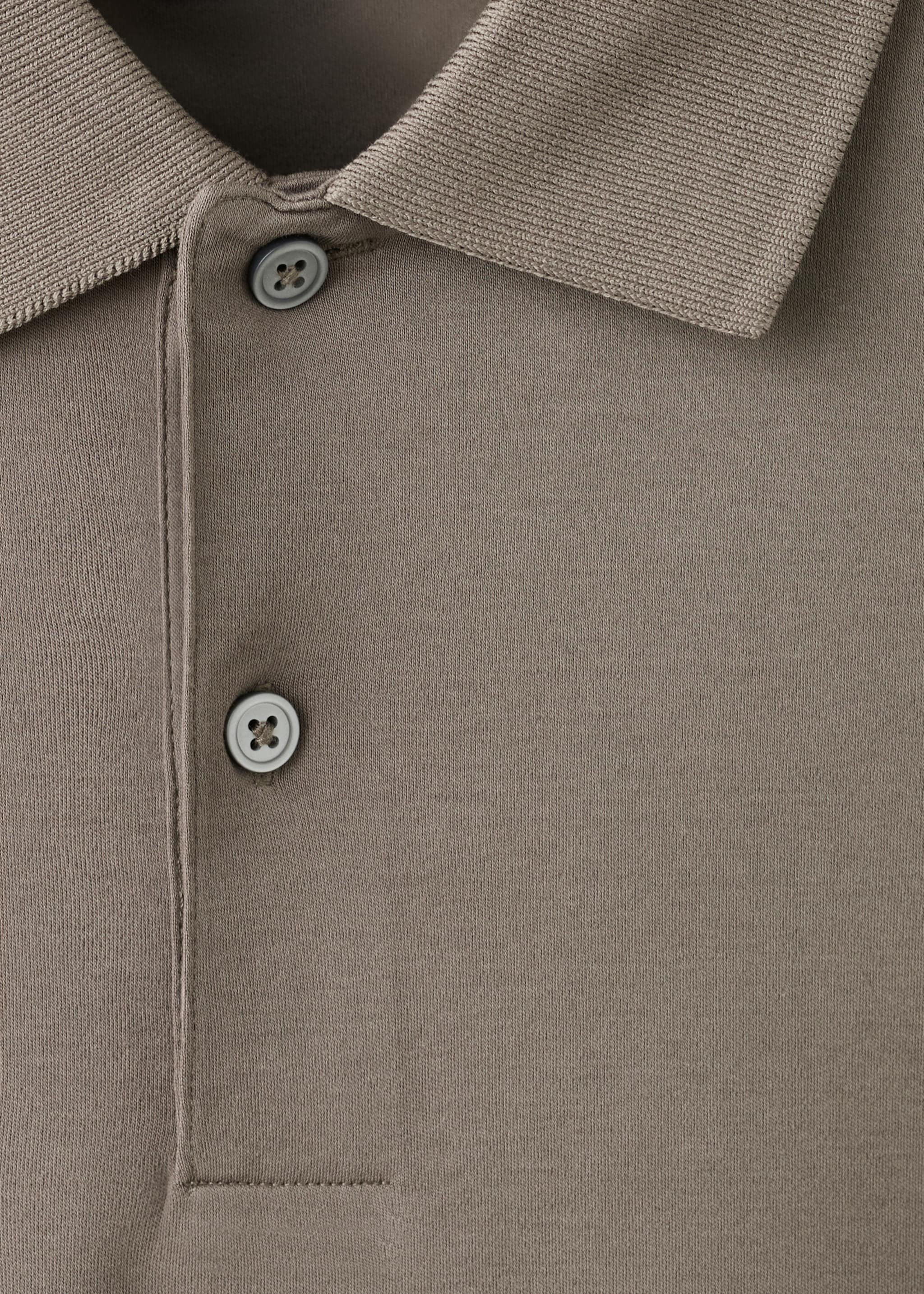 100% cotton fine-knit polo shirt - Details of the article 8, Medium Brown. Ref: 27035964-00.