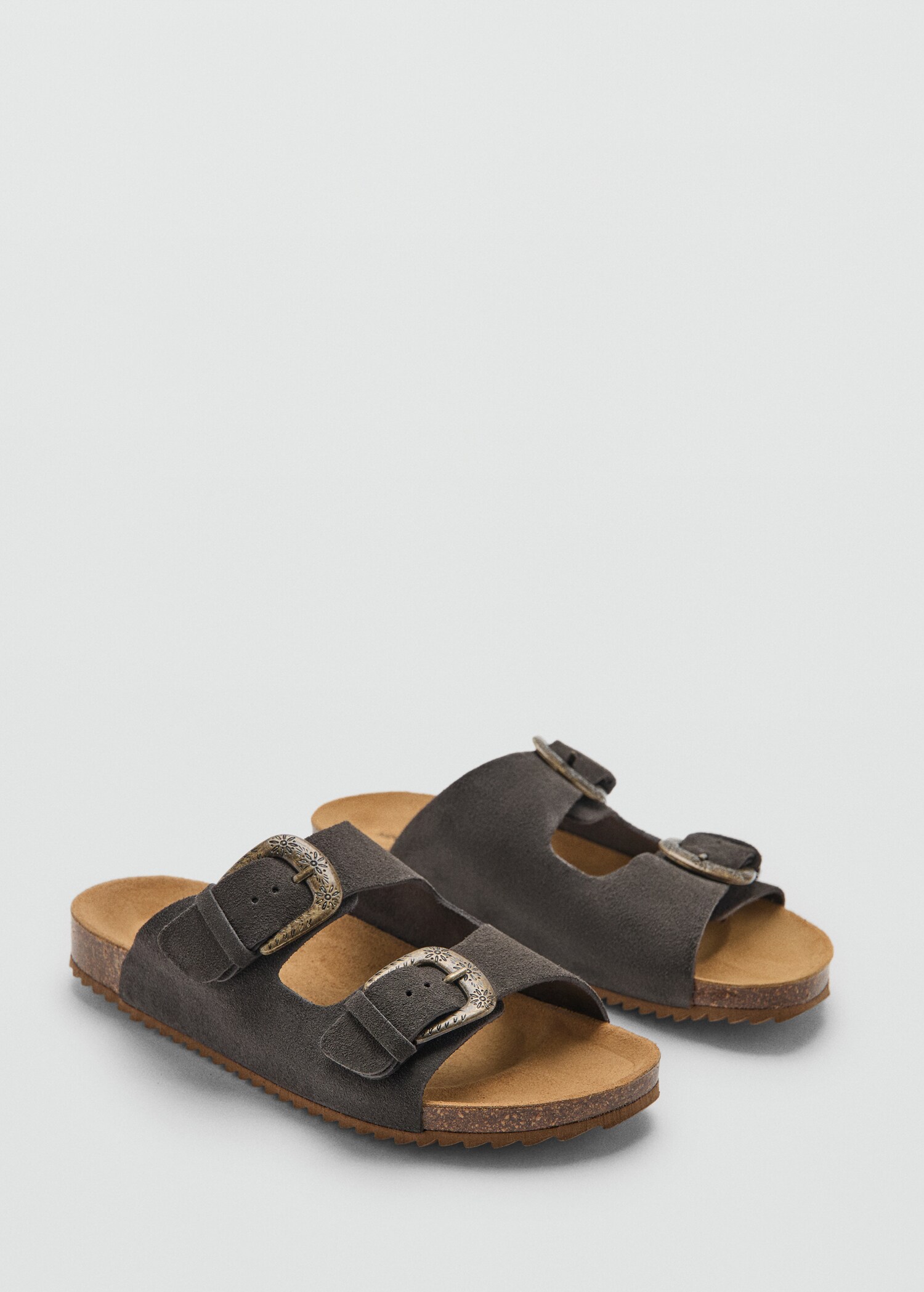 Sandales biogr - Plan moyen