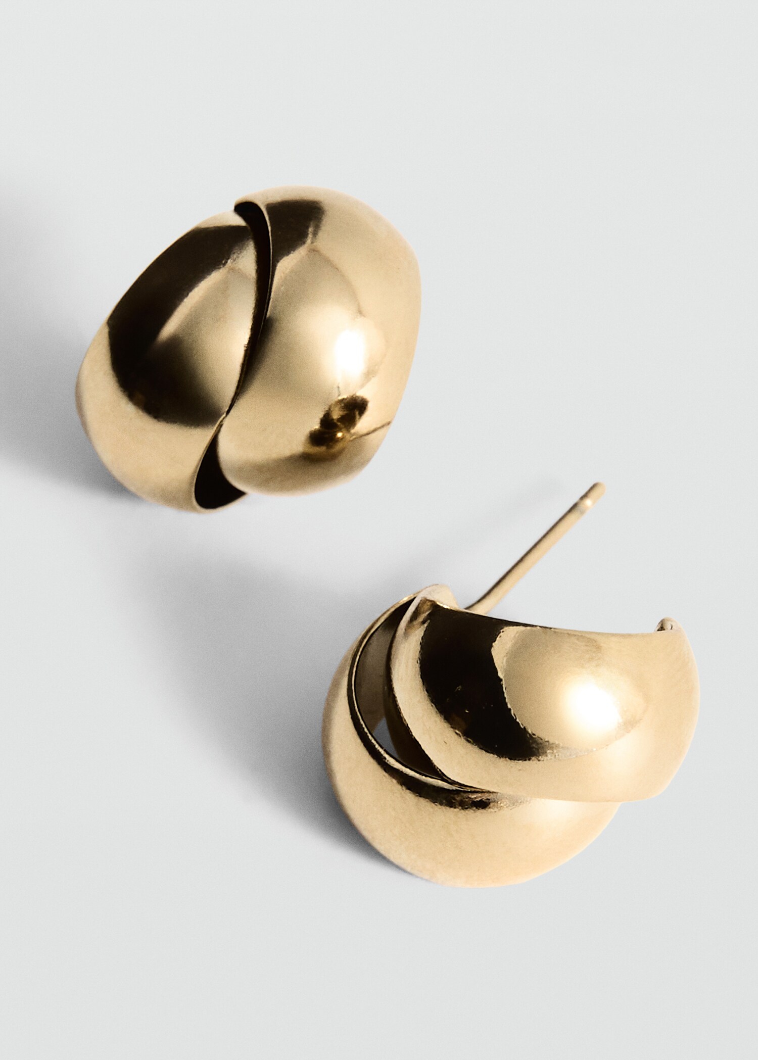 Earrings with geometric relief - Medium plane